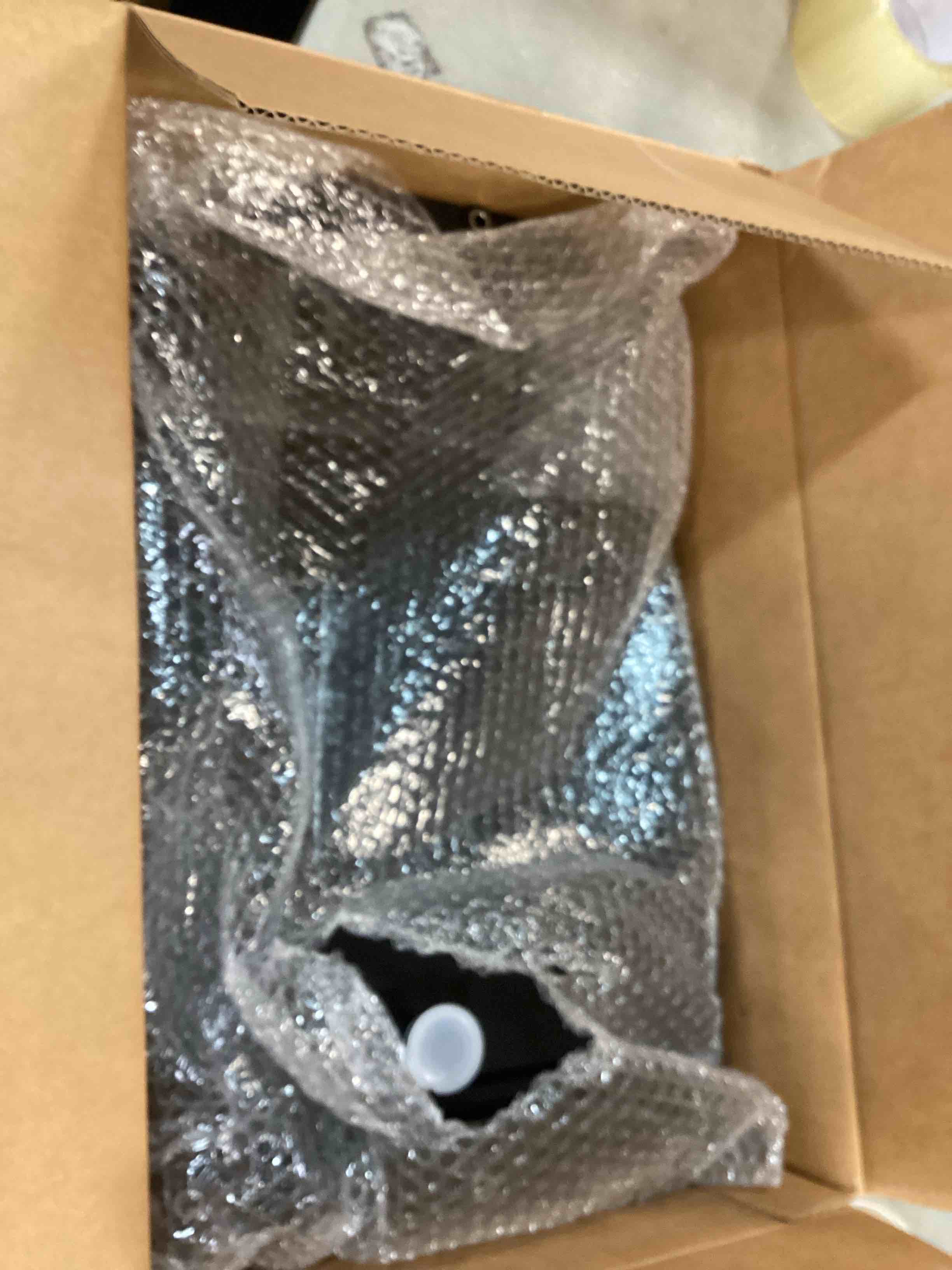 https://s3.amazonaws.com/lotting-images-prod/bidfta/RED6242415_1713902152480.jpeg