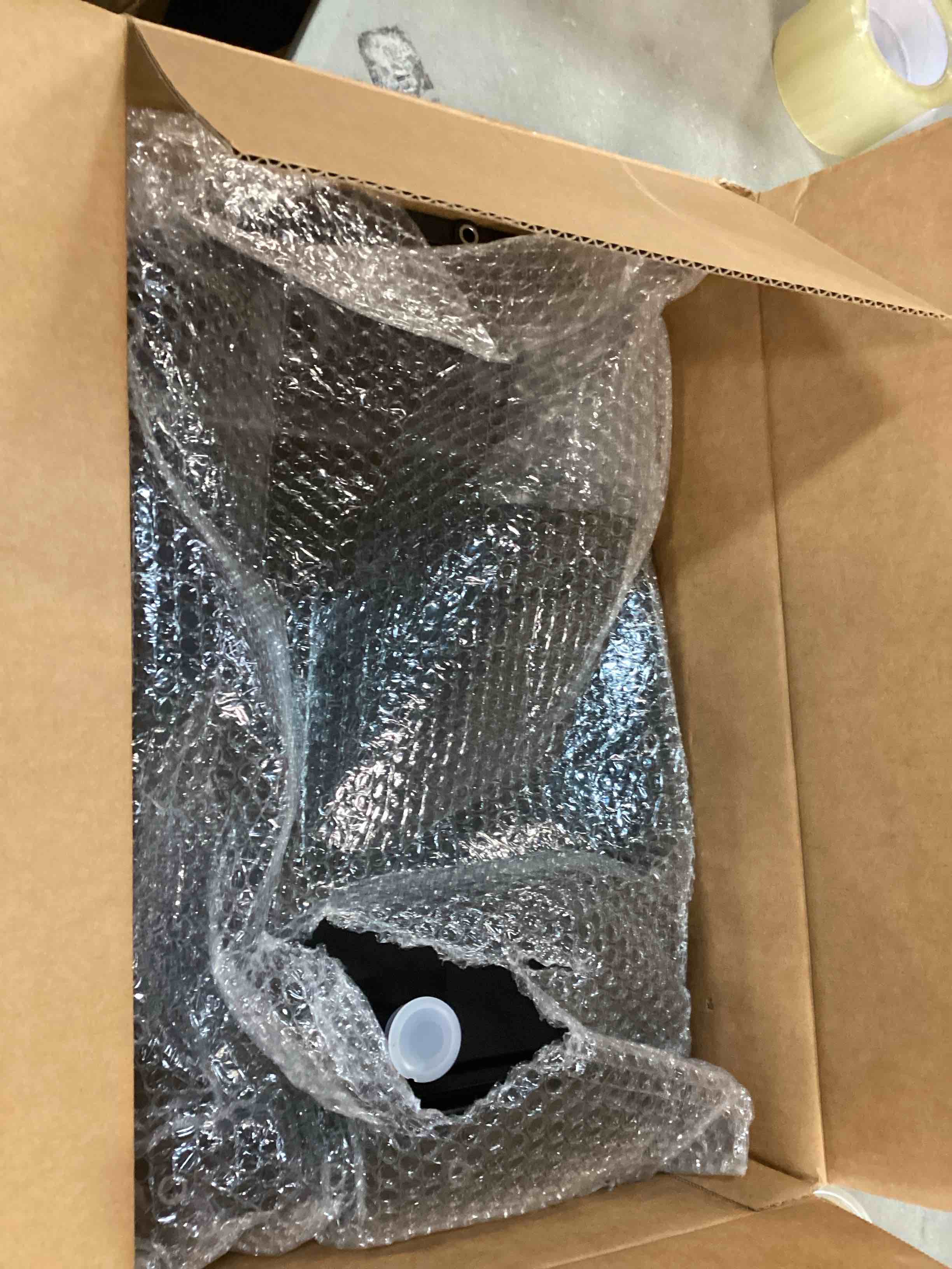 https://s3.amazonaws.com/lotting-images-prod/bidfta/RED6242415_1713902154187.jpeg