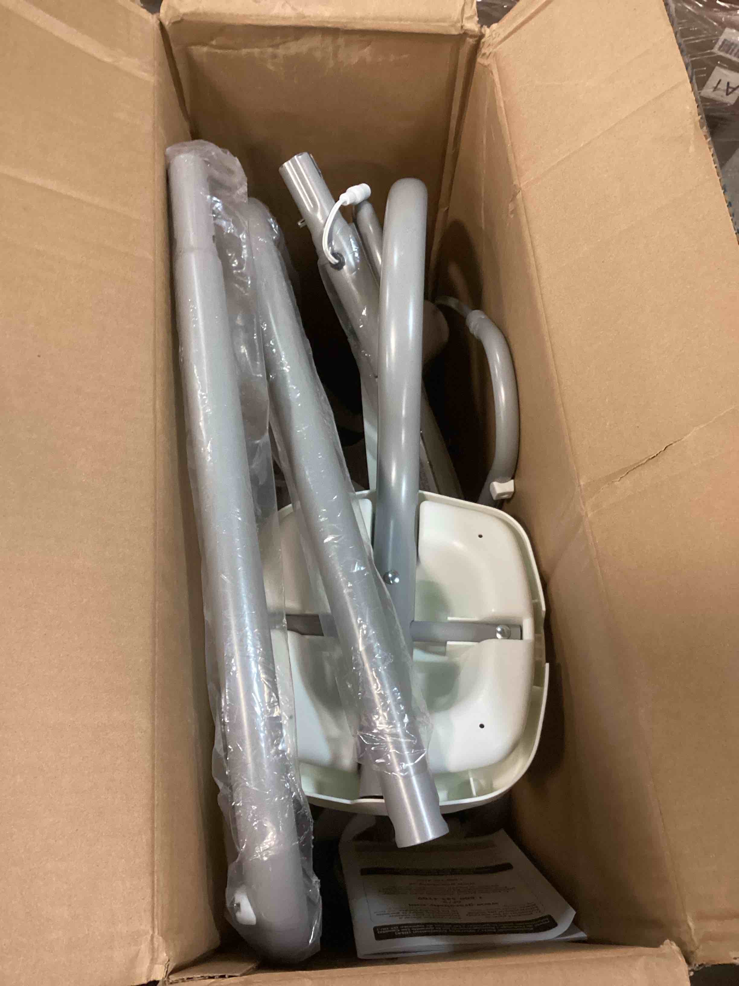 https://s3.amazonaws.com/lotting-images-prod/bidfta/RED6242709_1714051745132.jpeg