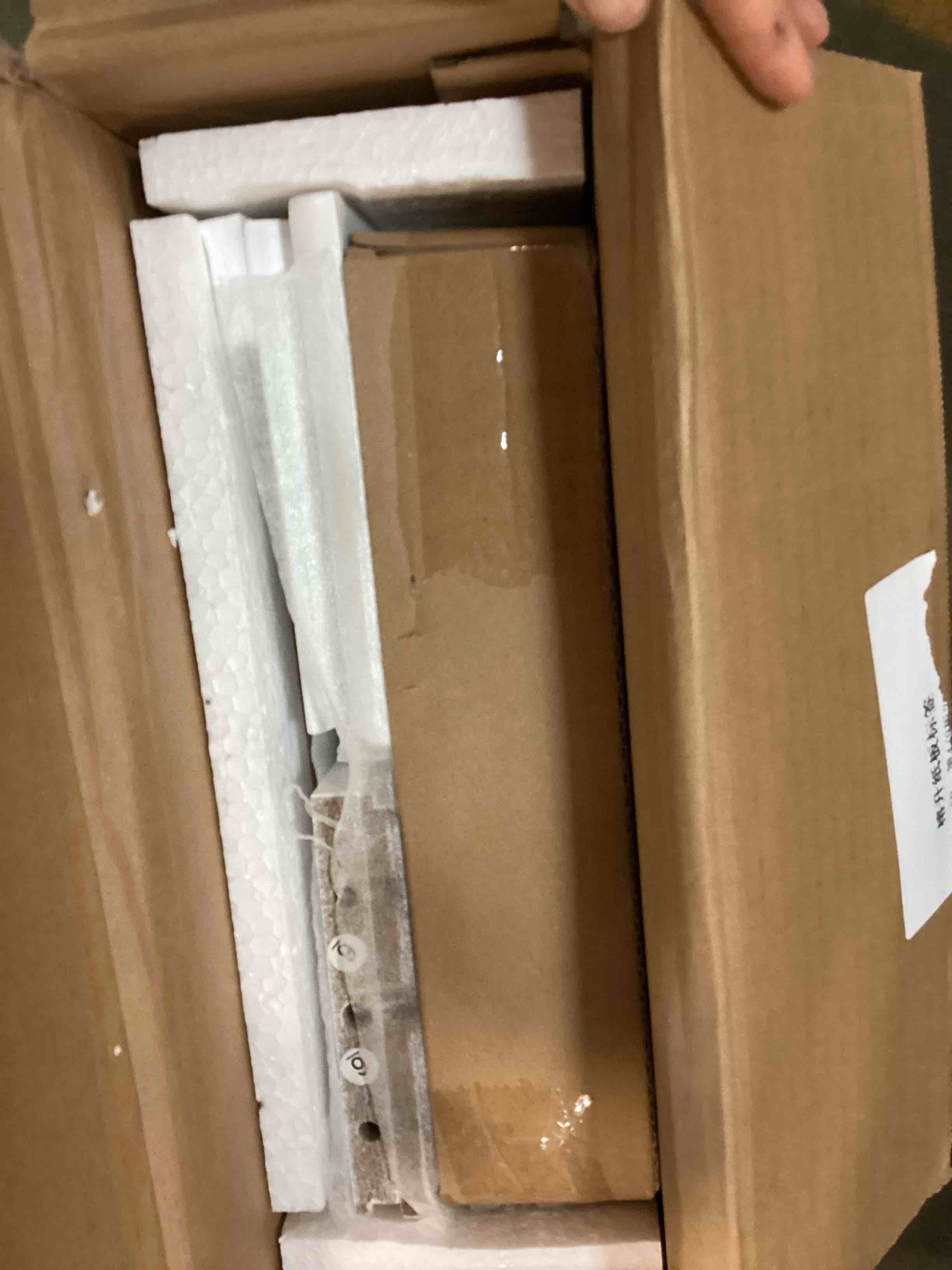https://s3.amazonaws.com/lotting-images-prod/bidfta/RED6242730_1714055301770.jpeg