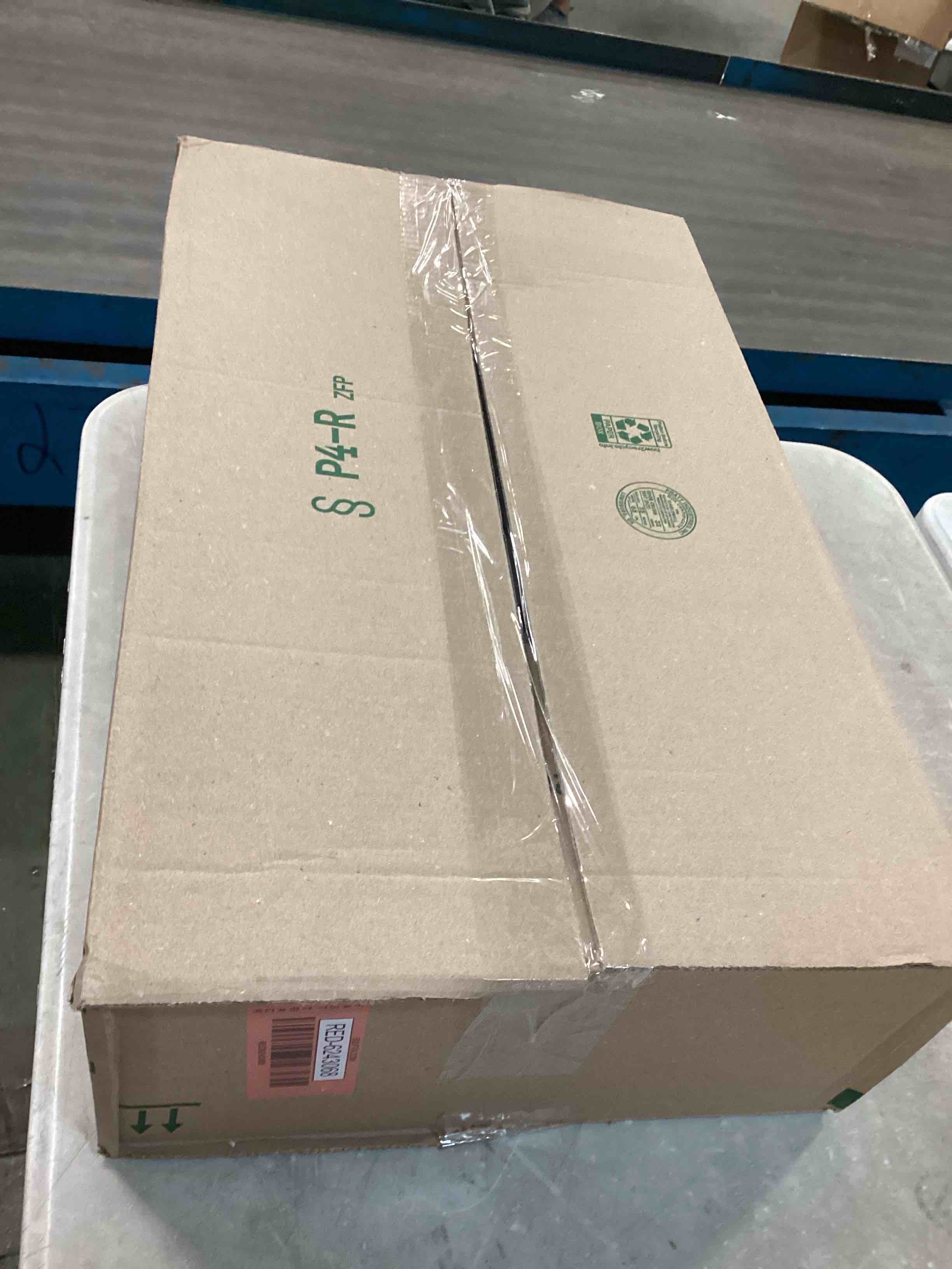https://s3.amazonaws.com/lotting-images-prod/bidfta/RED6243068_1714391672544.jpeg