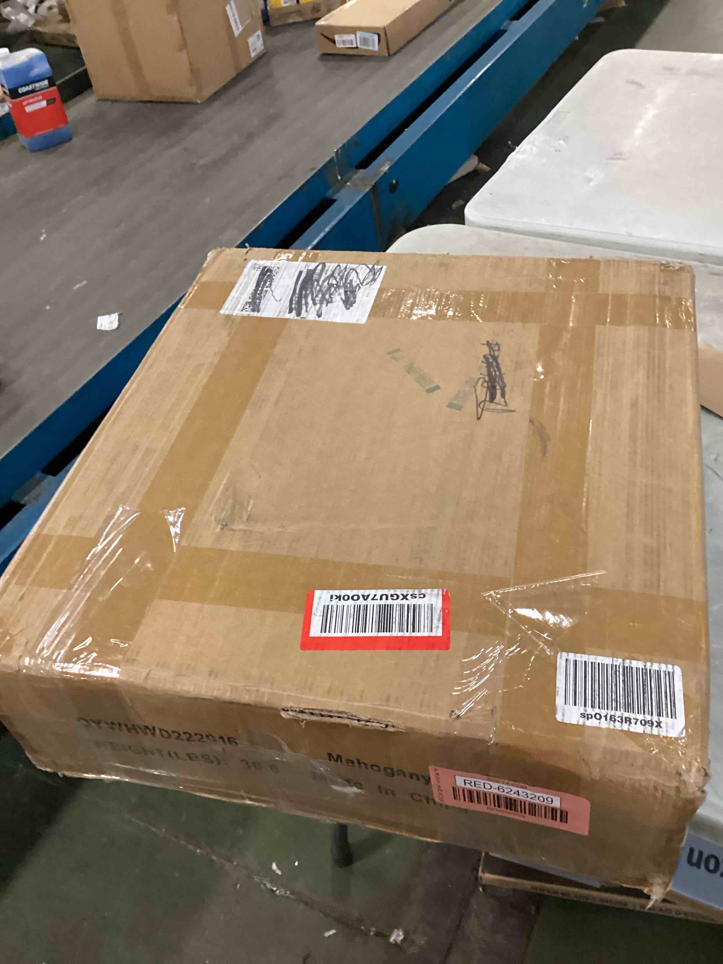 https://s3.amazonaws.com/lotting-images-prod/bidfta/RED6243209_1714411883375.jpeg