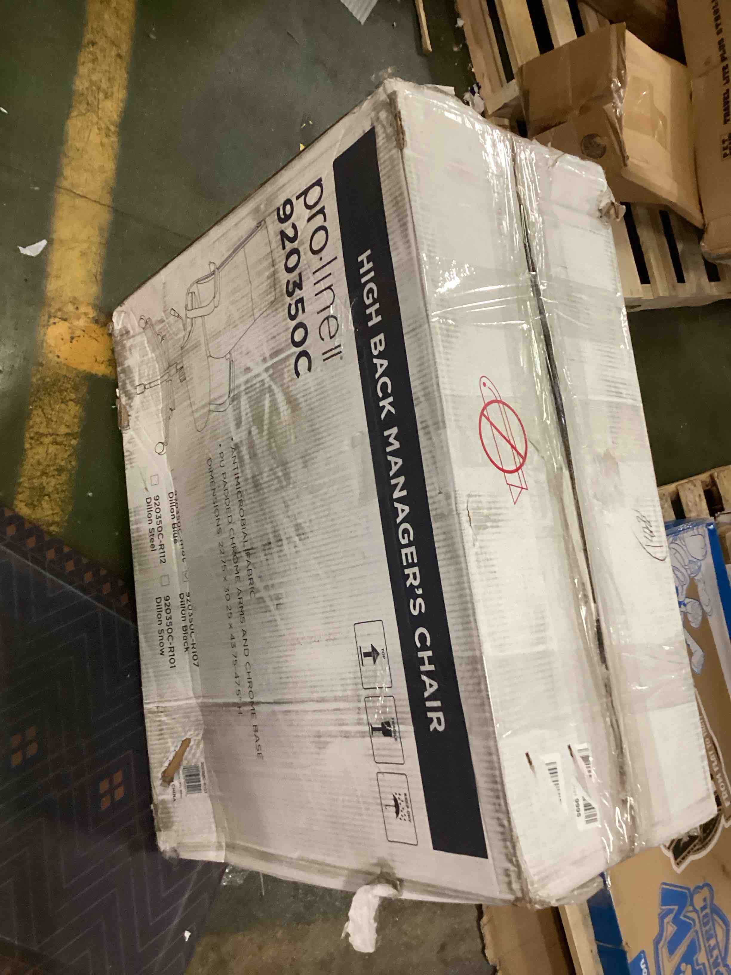 https://s3.amazonaws.com/lotting-images-prod/bidfta/RED6243348_1714484775659.jpeg