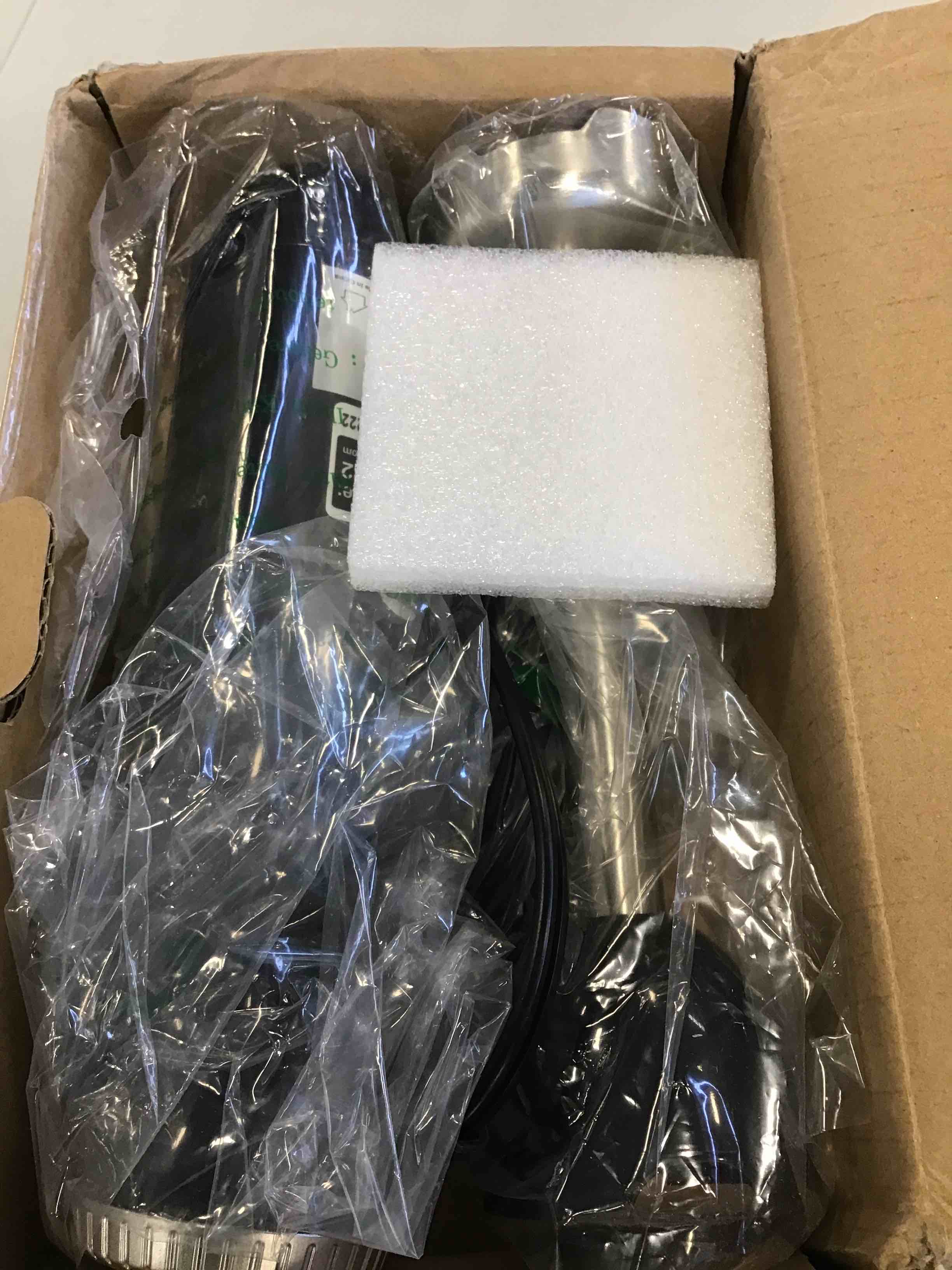 https://s3.amazonaws.com/lotting-images-prod/bidfta/RED6243821_1713453100521.jpeg