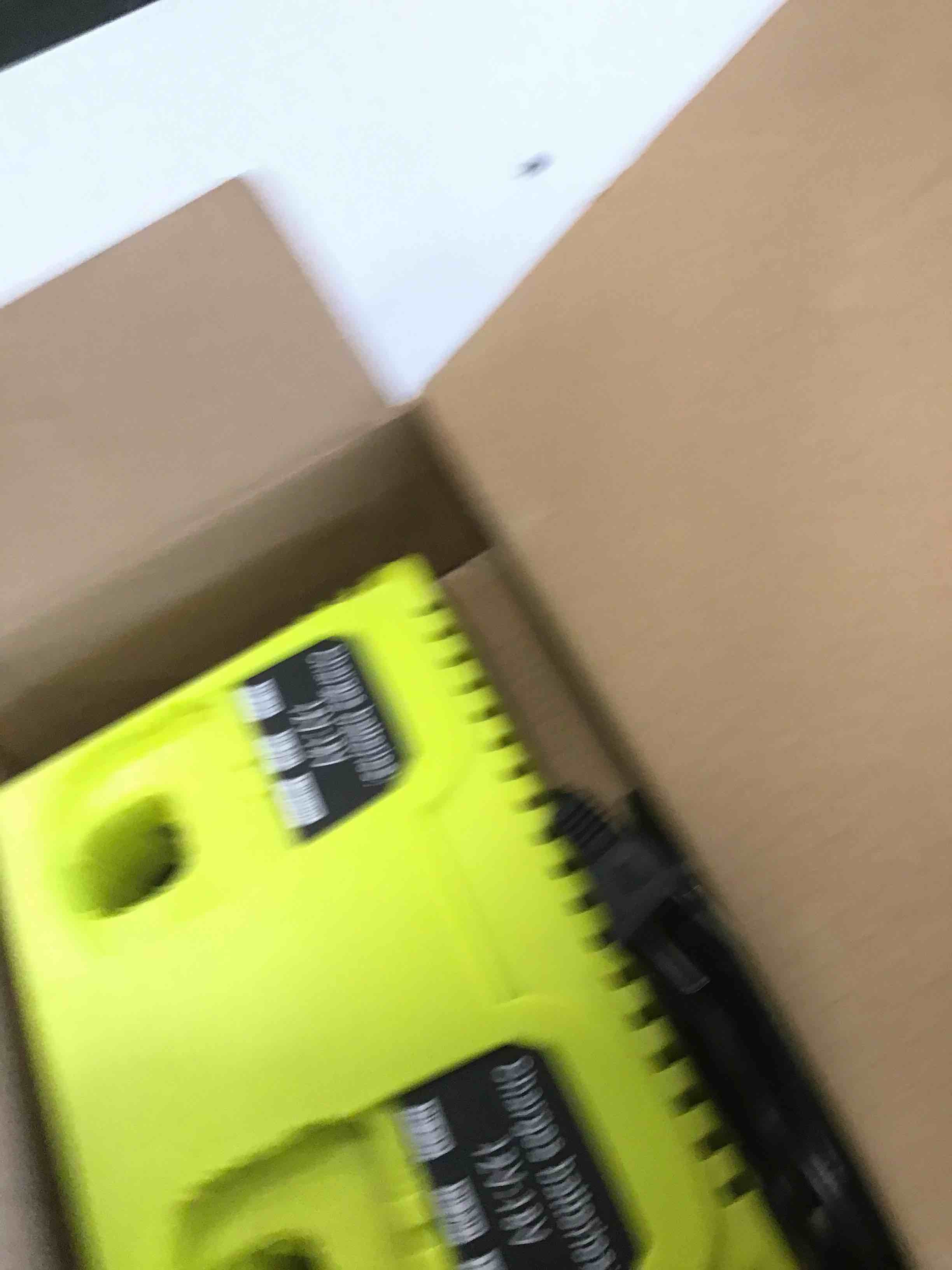 https://s3.amazonaws.com/lotting-images-prod/bidfta/RED6244549_1713556832149.jpeg