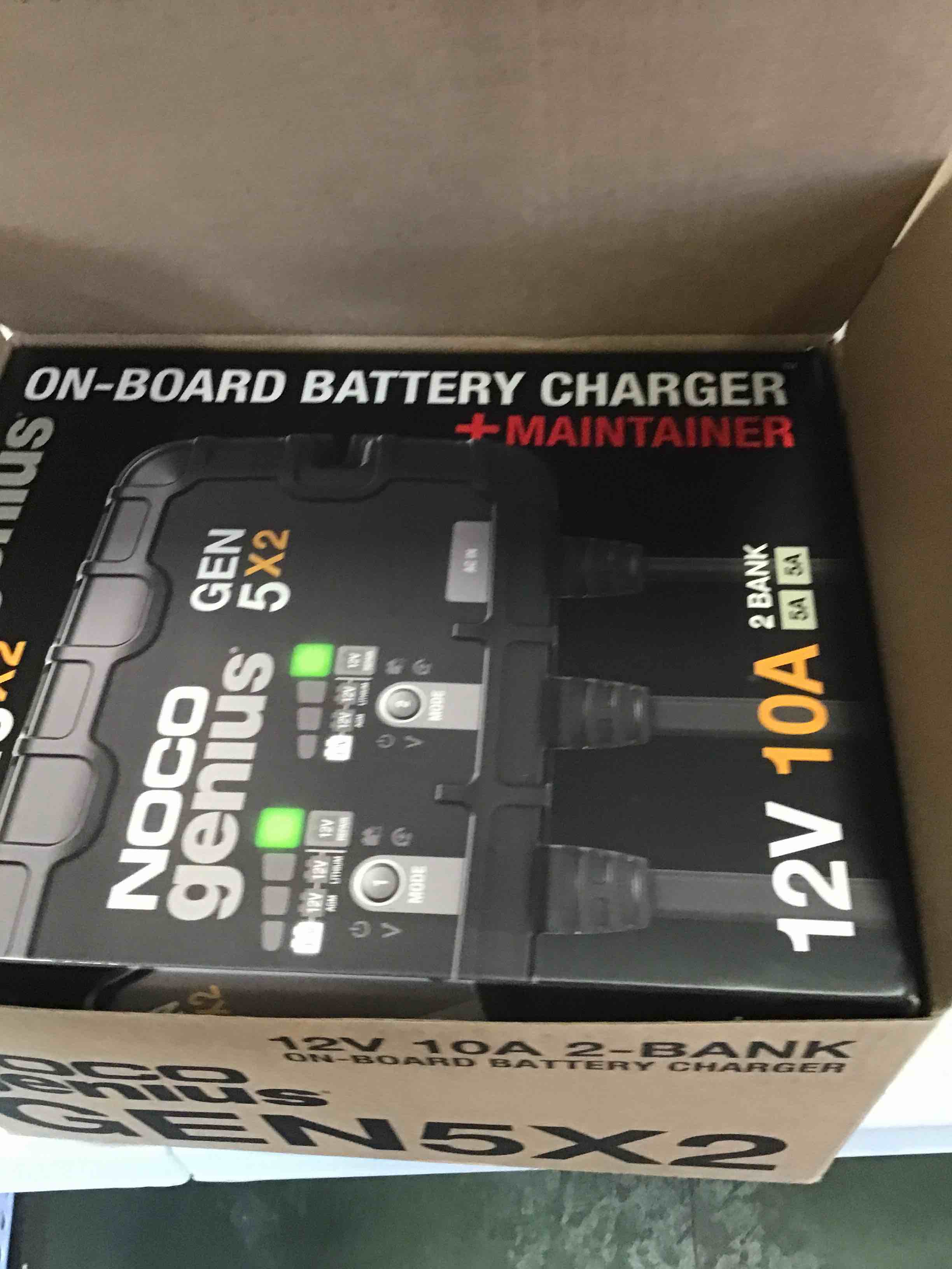 https://s3.amazonaws.com/lotting-images-prod/bidfta/RED6244731_1713792189626.jpeg