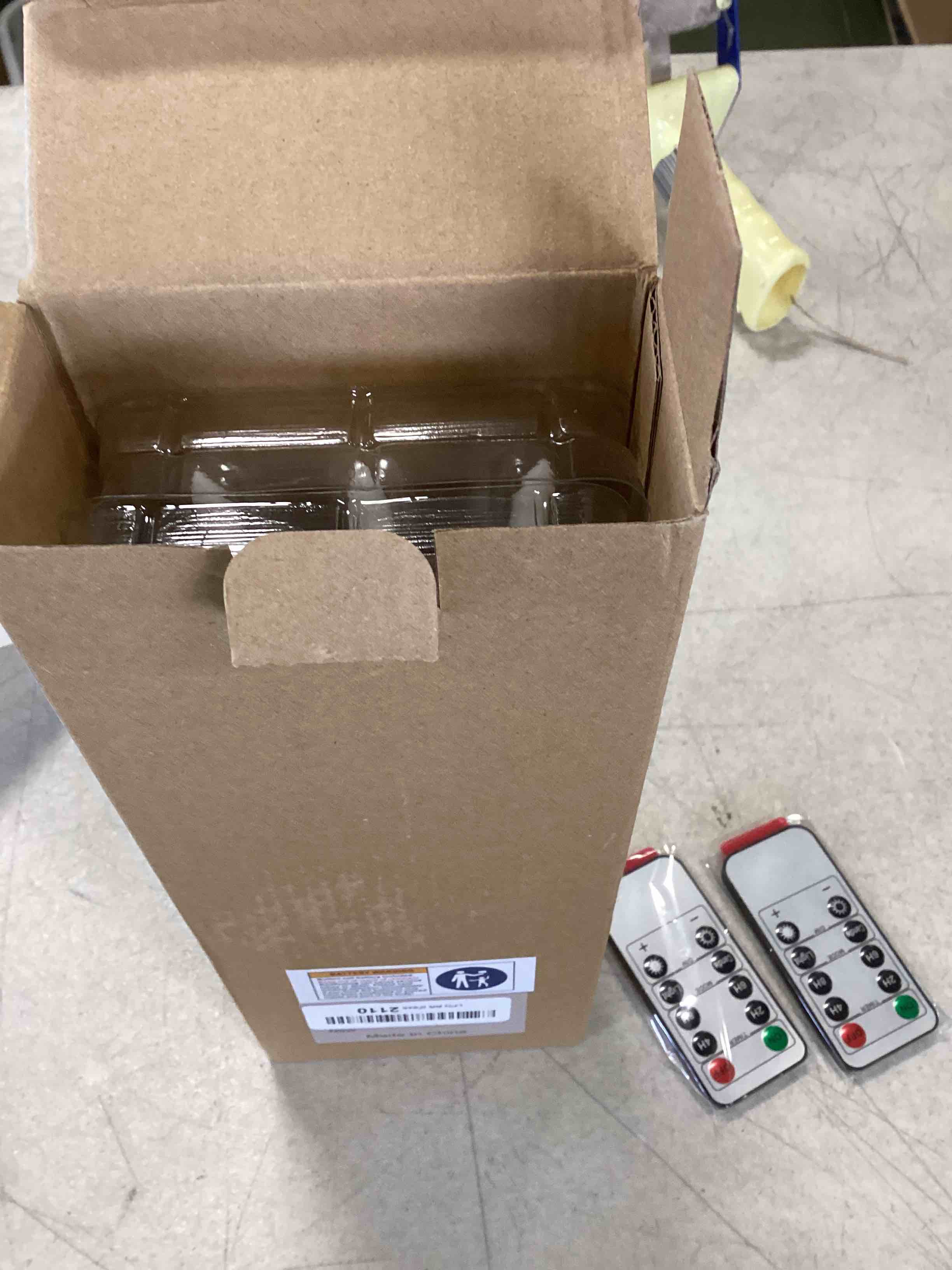 https://s3.amazonaws.com/lotting-images-prod/bidfta/RED6245537_1713557016992.jpeg