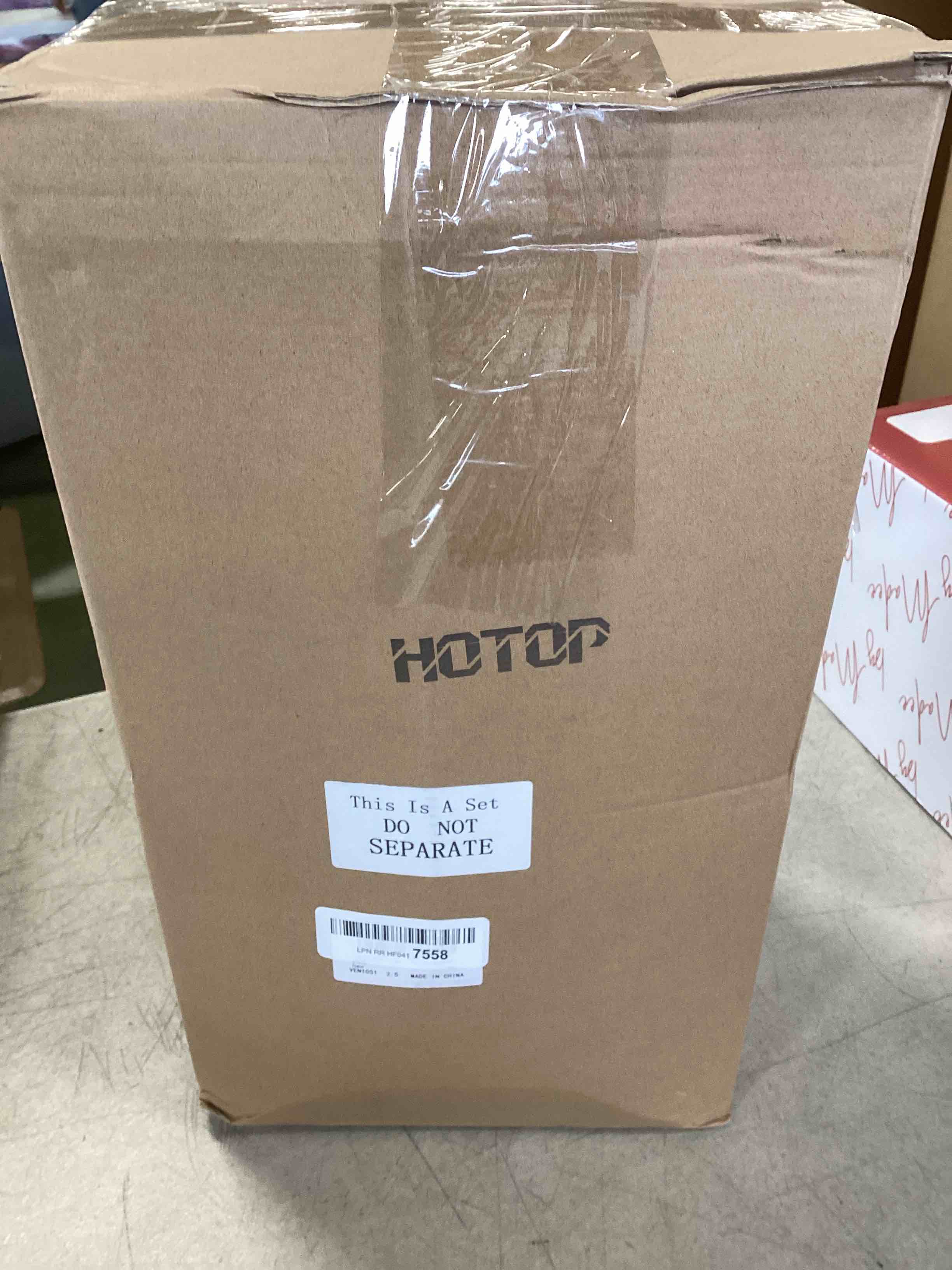 https://s3.amazonaws.com/lotting-images-prod/bidfta/RED6246013_1713879283713.jpeg