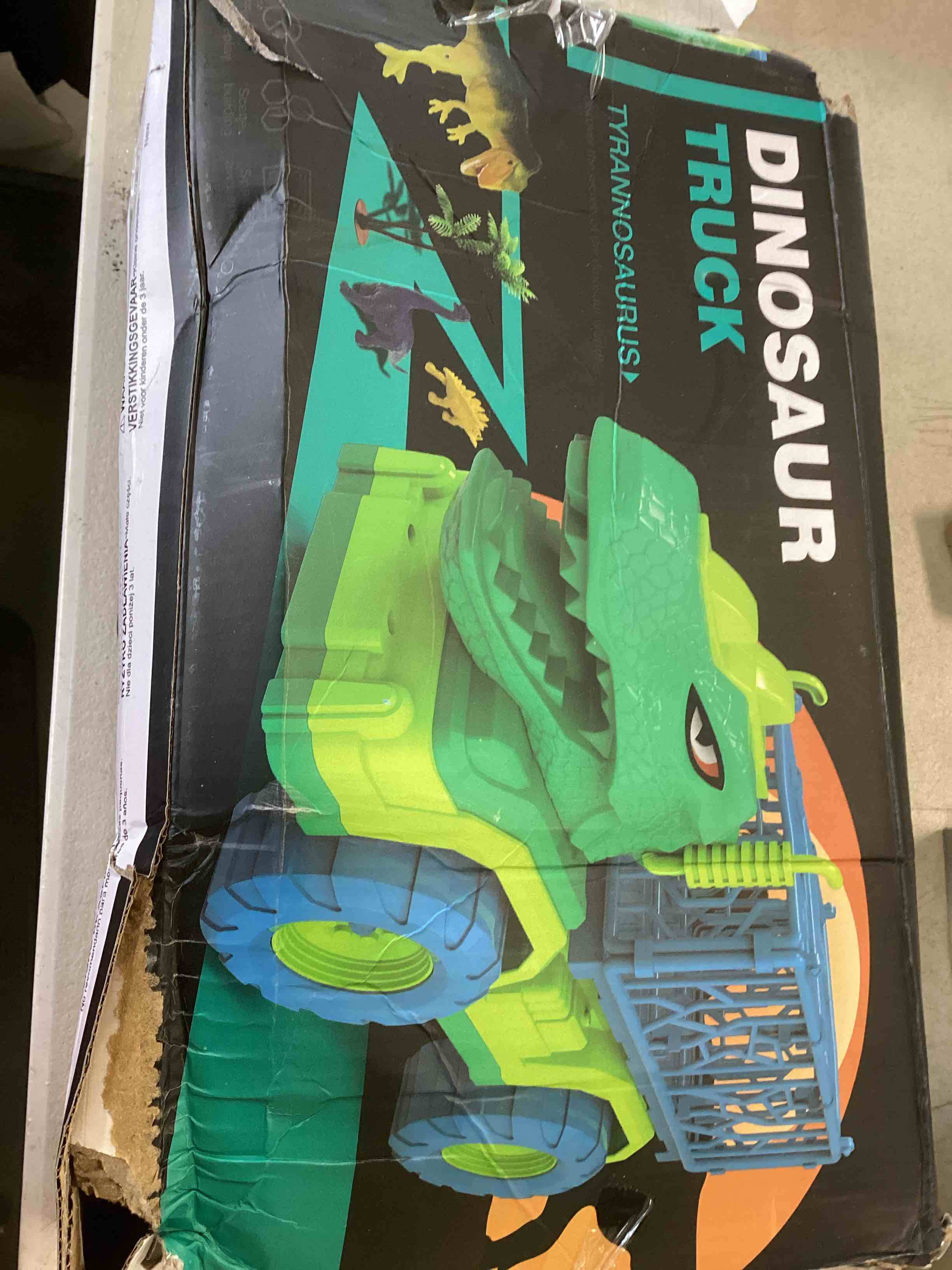 https://s3.amazonaws.com/lotting-images-prod/bidfta/RED6246090_1713884315735.jpeg