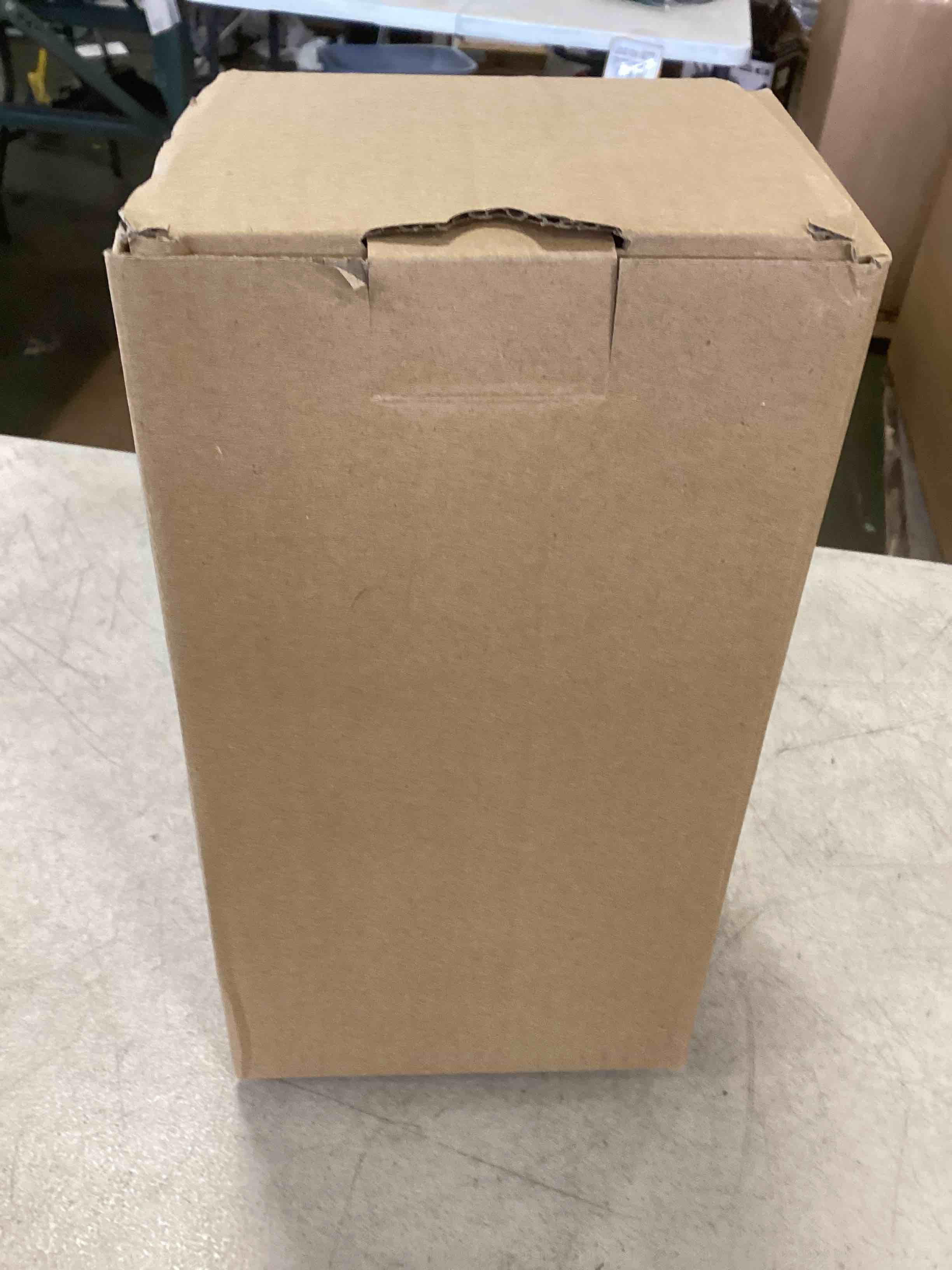 https://s3.amazonaws.com/lotting-images-prod/bidfta/RED6246119_1713887223195.jpeg