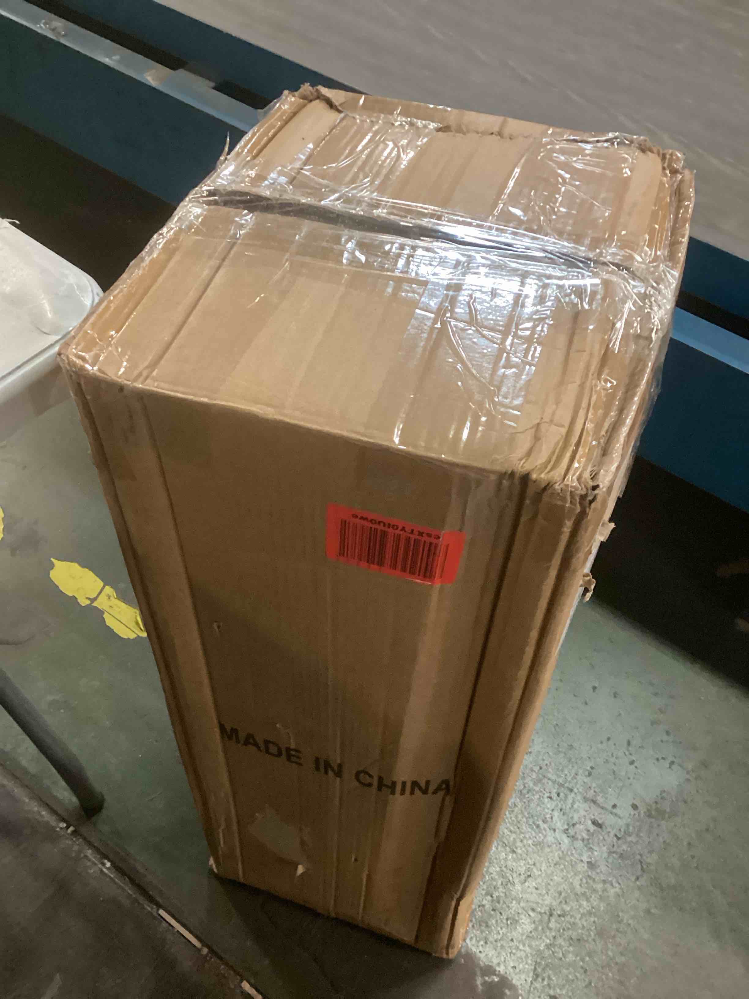 https://s3.amazonaws.com/lotting-images-prod/bidfta/RED6246600_1713438513283.jpeg