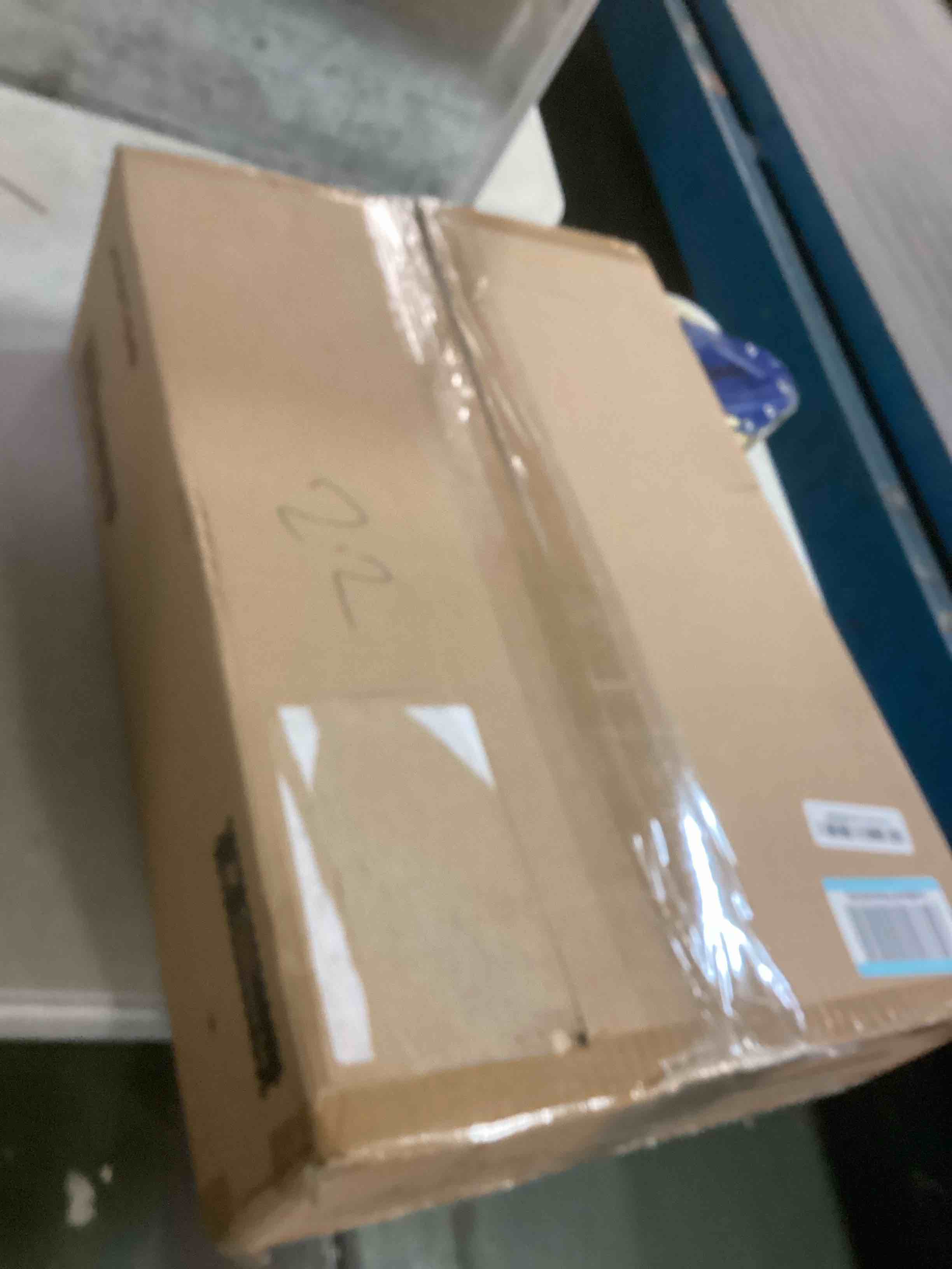 https://s3.amazonaws.com/lotting-images-prod/bidfta/RED6246625_1713441229410.jpeg