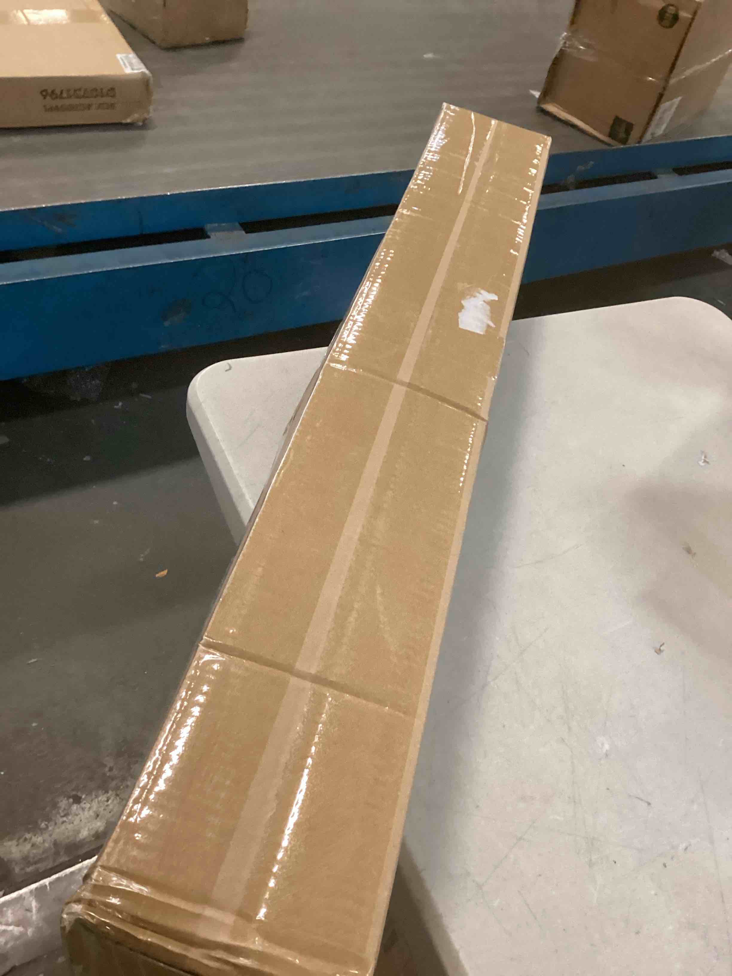 https://s3.amazonaws.com/lotting-images-prod/bidfta/RED6247522_1713885930424.jpeg