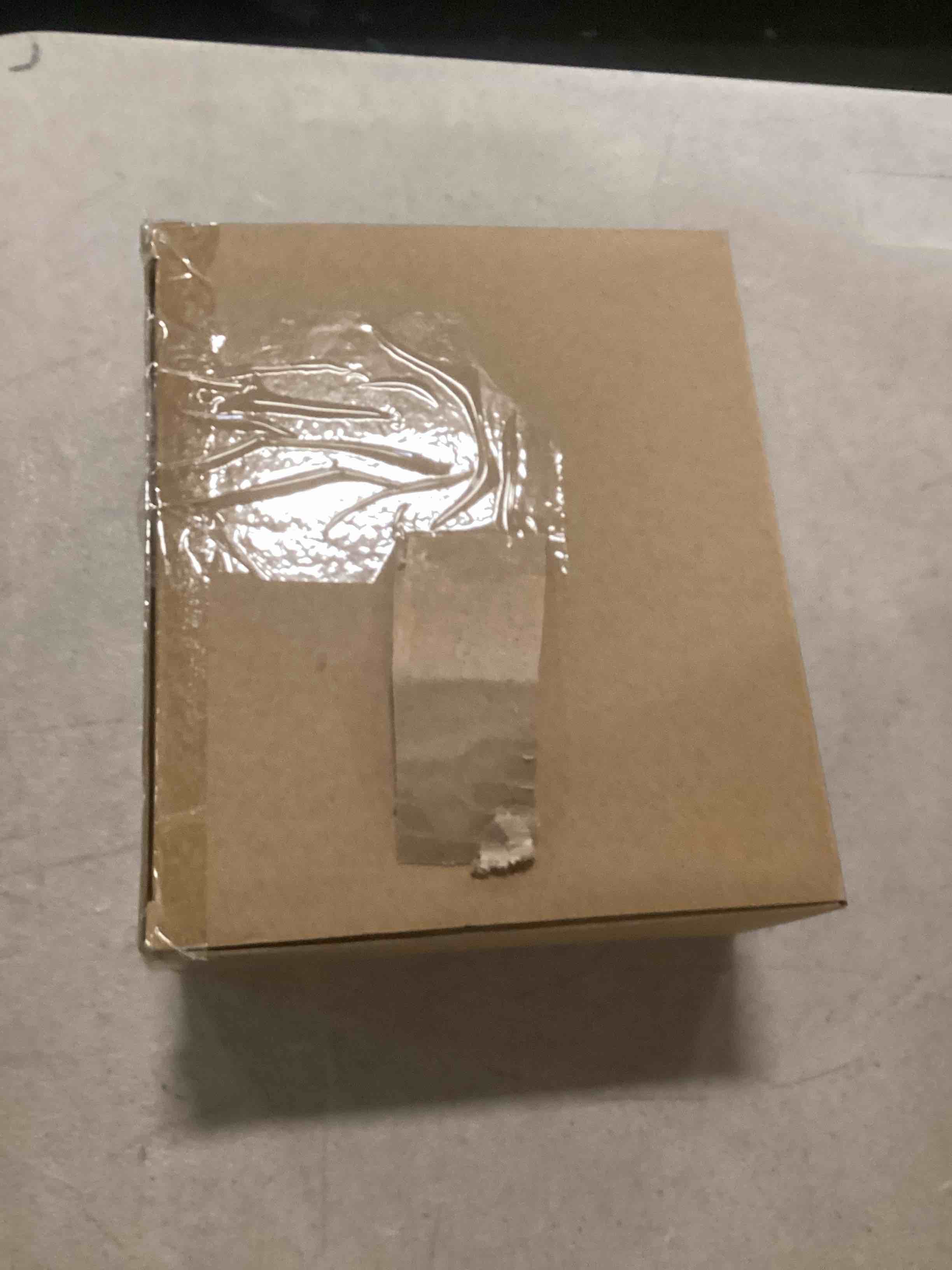https://s3.amazonaws.com/lotting-images-prod/bidfta/RED6247610_1713896676047.jpeg