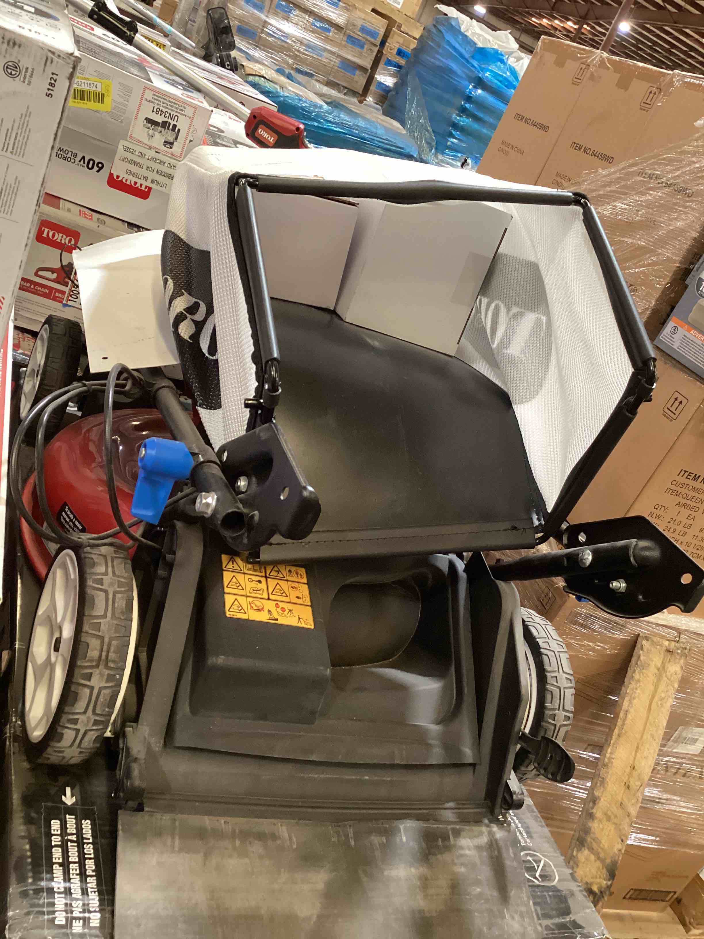 https://s3.amazonaws.com/lotting-images-prod/bidfta/RED6270120_1718635010652.jpeg