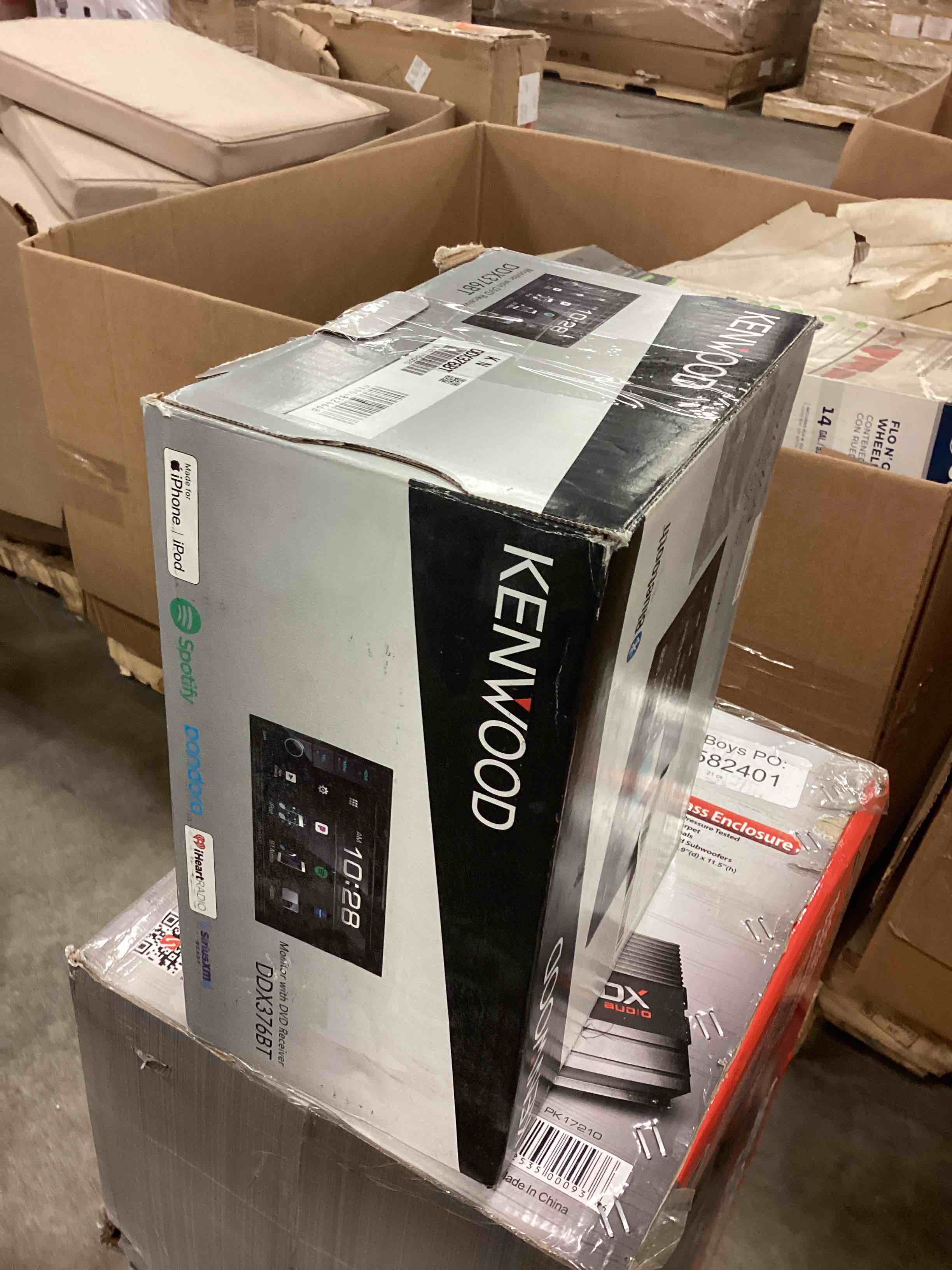 https://s3.amazonaws.com/lotting-images-prod/bidfta/RED6289616_1715284819190.jpeg