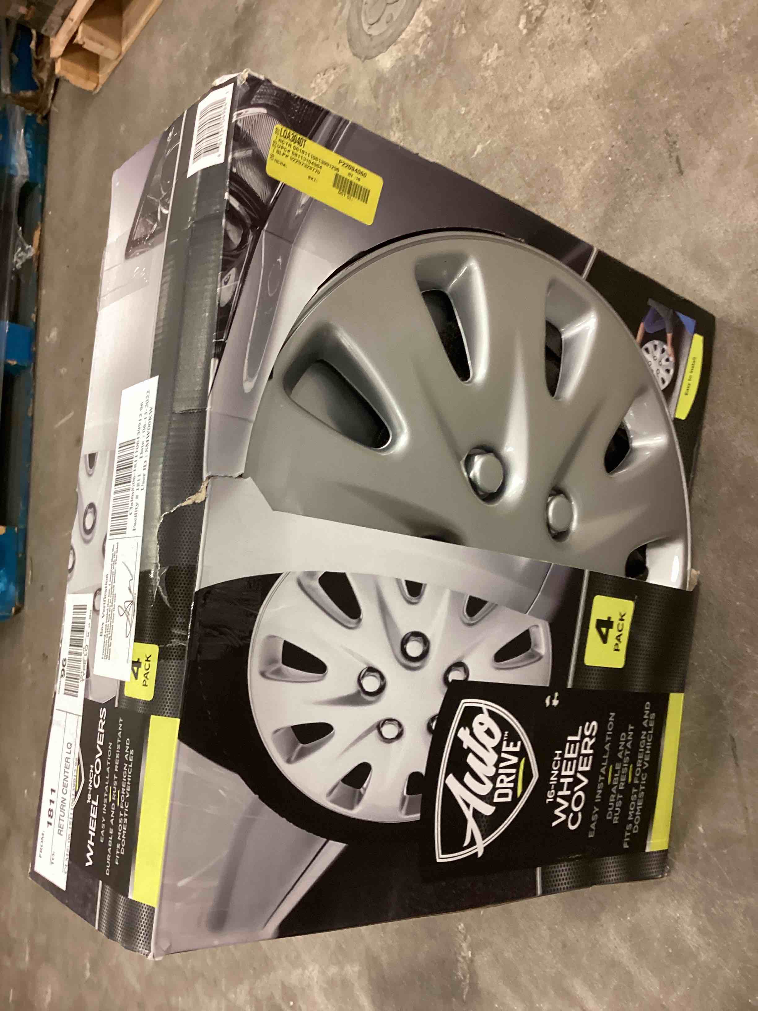 https://s3.amazonaws.com/lotting-images-prod/bidfta/RED6289860_1715713228588.jpeg