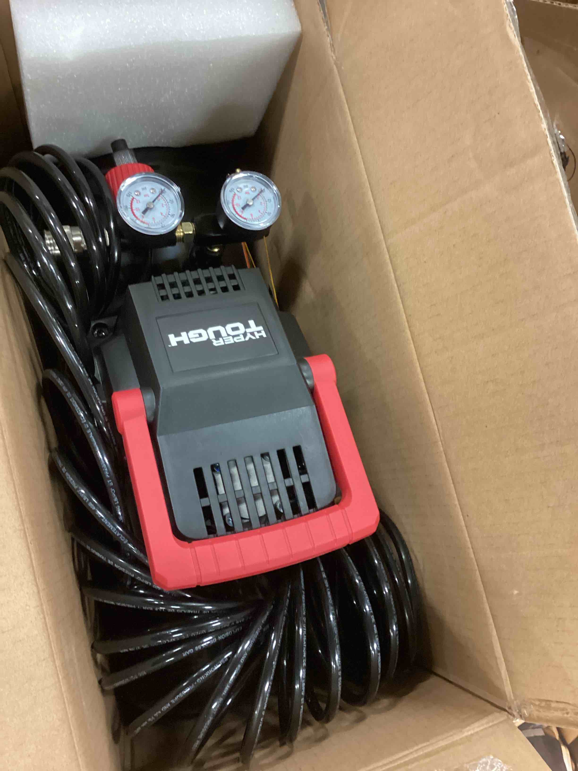 https://s3.amazonaws.com/lotting-images-prod/bidfta/RED6289864_1715714522791.jpeg