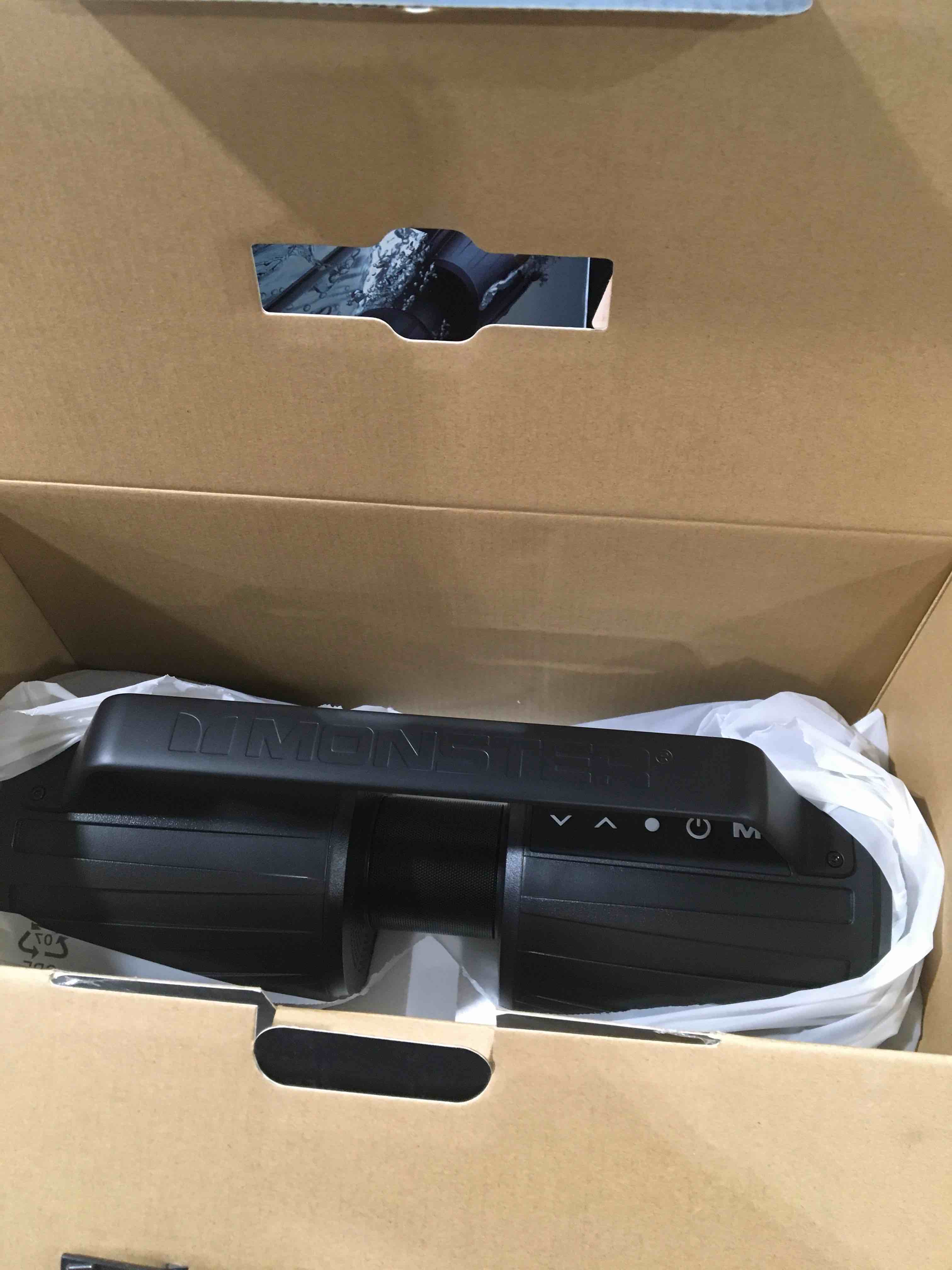 https://s3.amazonaws.com/lotting-images-prod/bidfta/RED6308077_1717424367205.jpeg