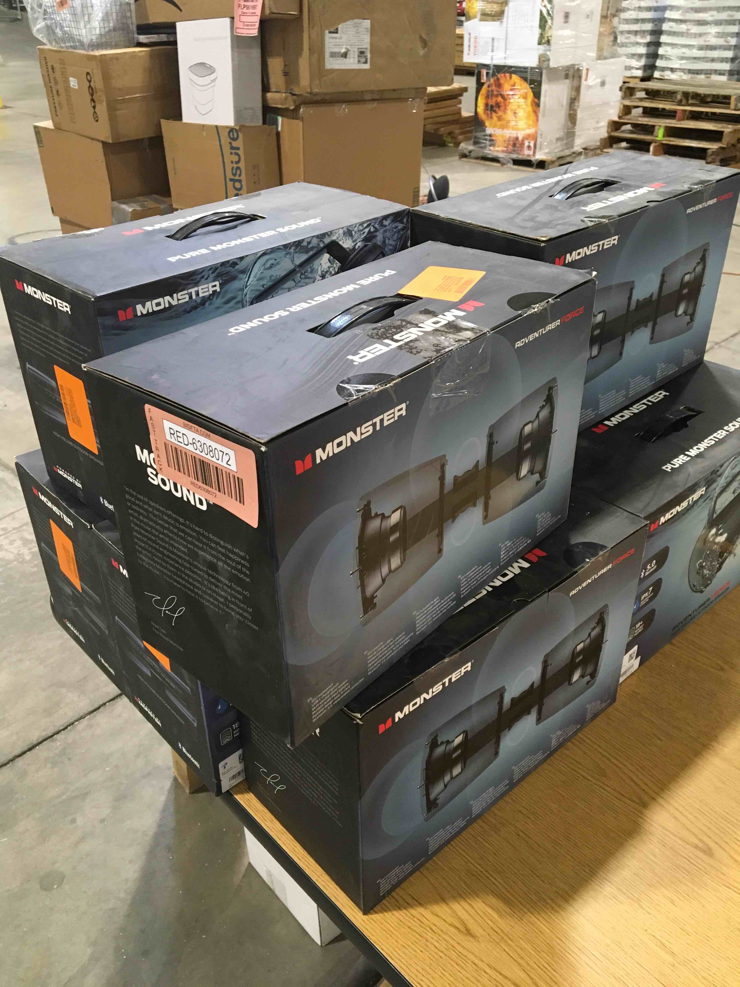 https://s3.amazonaws.com/lotting-images-prod/bidfta/RED6308077_1717424399015.jpeg