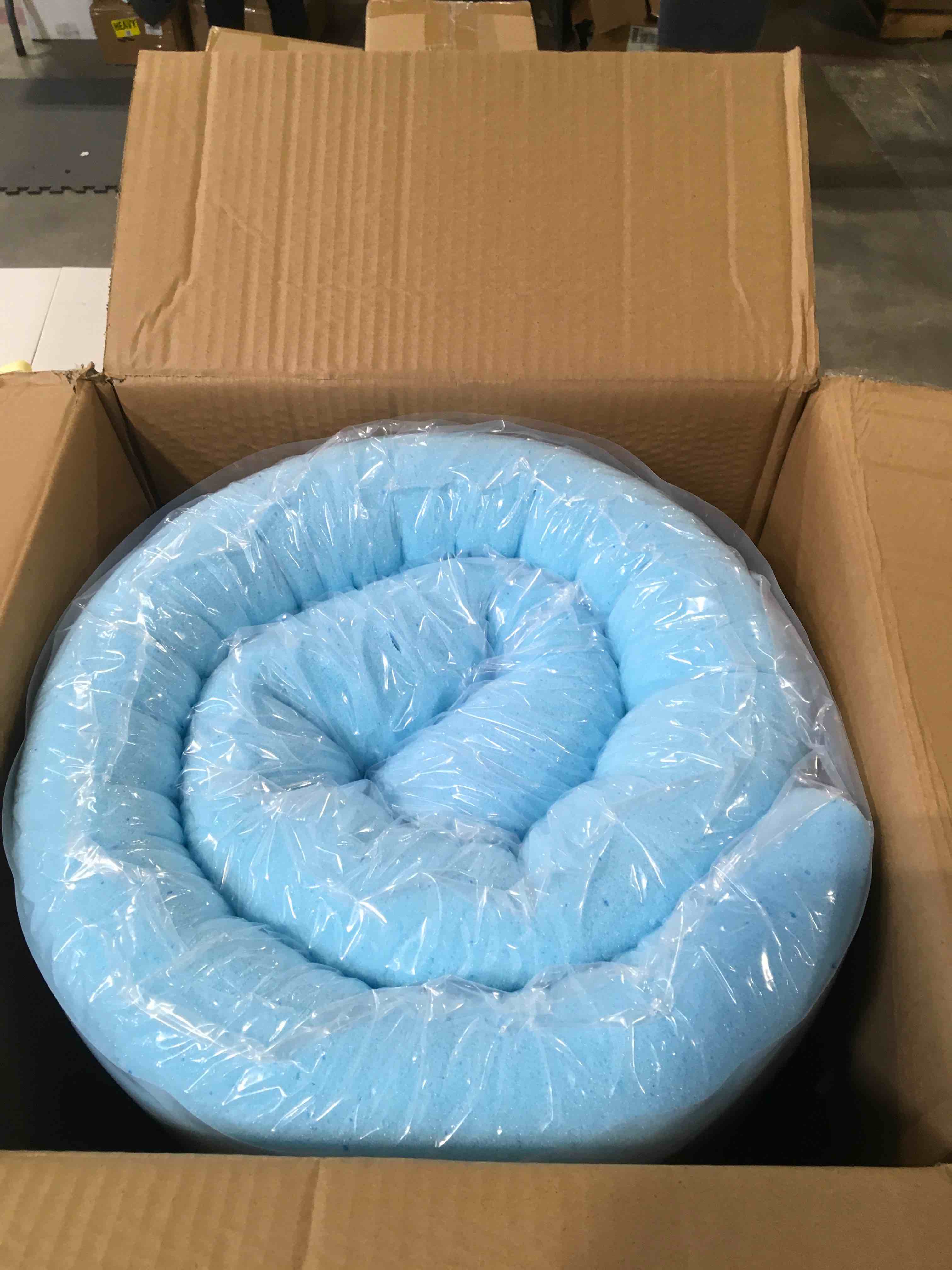 https://s3.amazonaws.com/lotting-images-prod/bidfta/RED6308600_1718201836077.jpeg