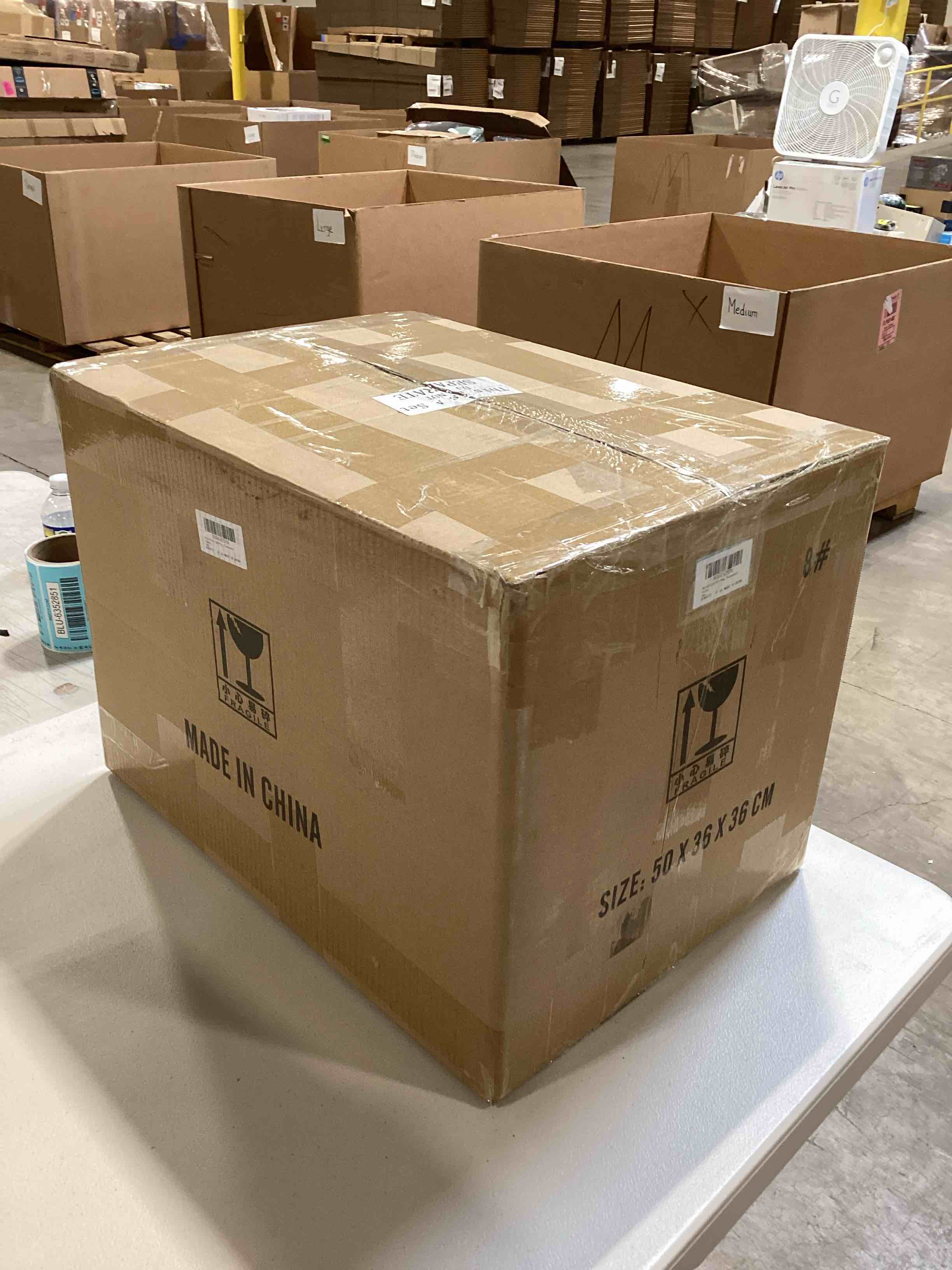 https://s3.amazonaws.com/lotting-images-prod/bidfta/RED6308875_1718821326451.jpeg