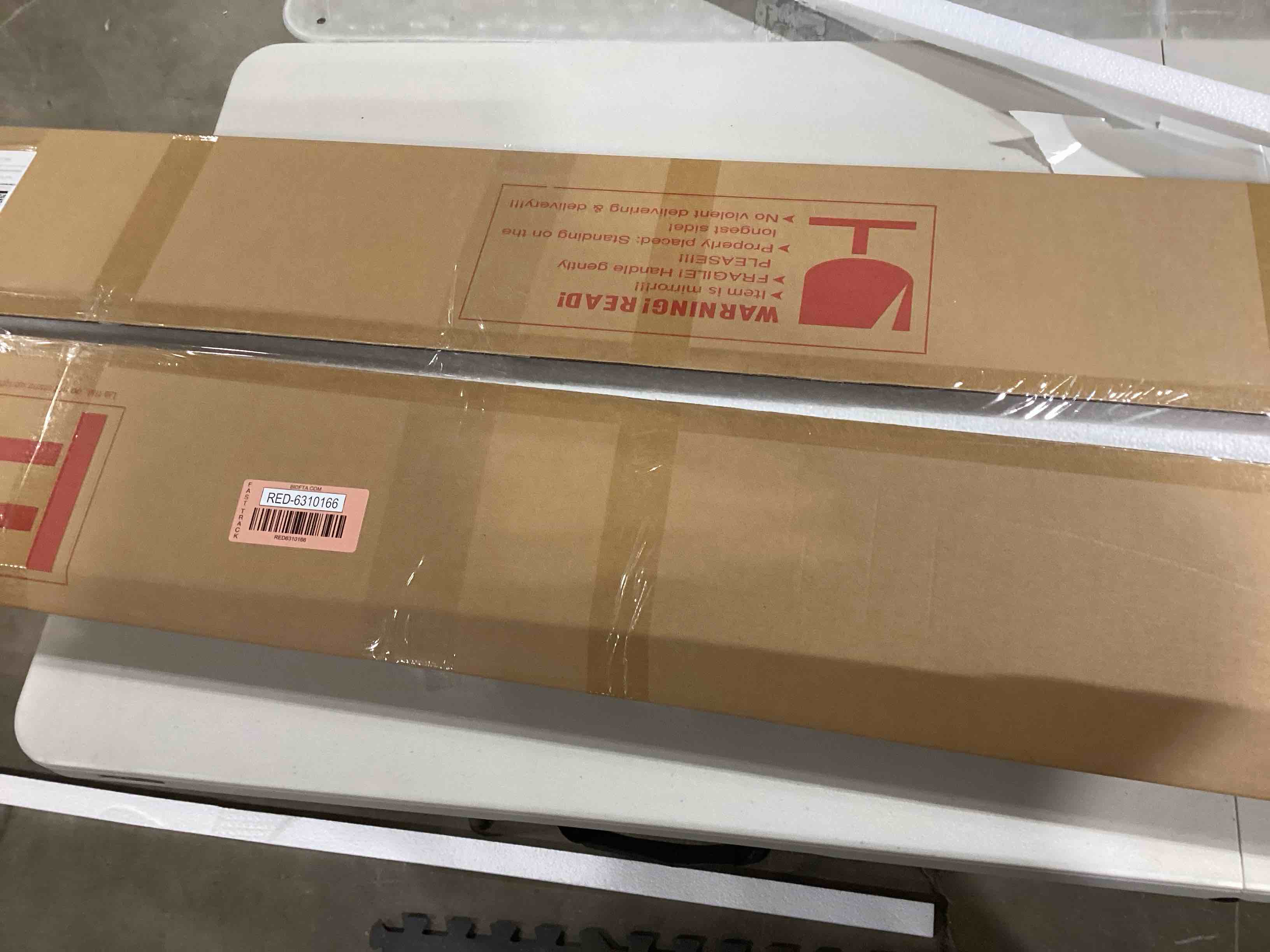 https://s3.amazonaws.com/lotting-images-prod/bidfta/RED6310167_1718105794269.jpeg