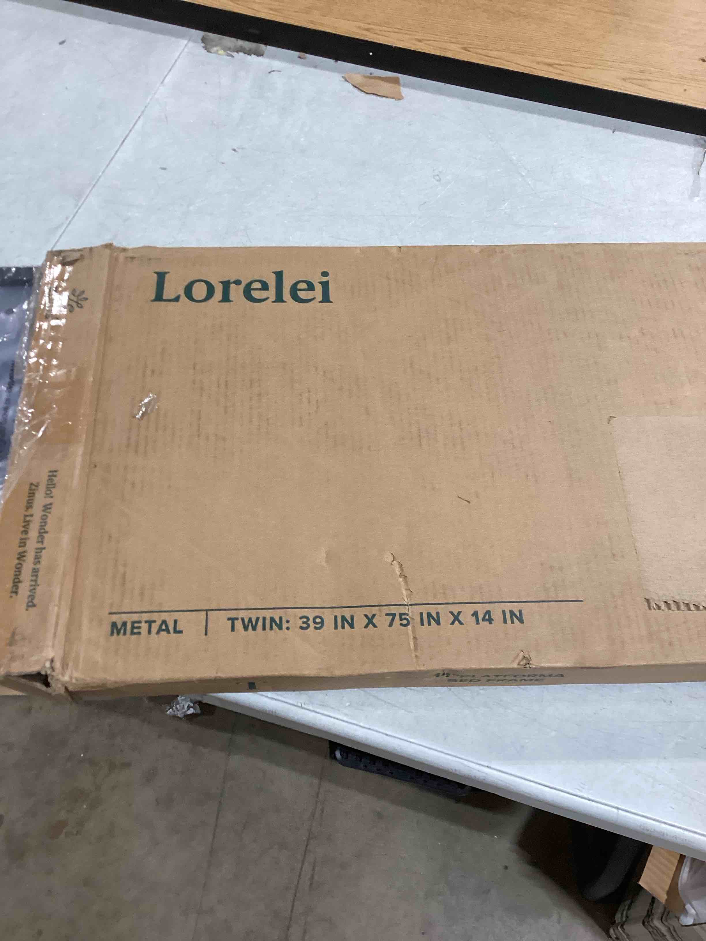 https://s3.amazonaws.com/lotting-images-prod/bidfta/RED6310462_1718279333141.jpeg