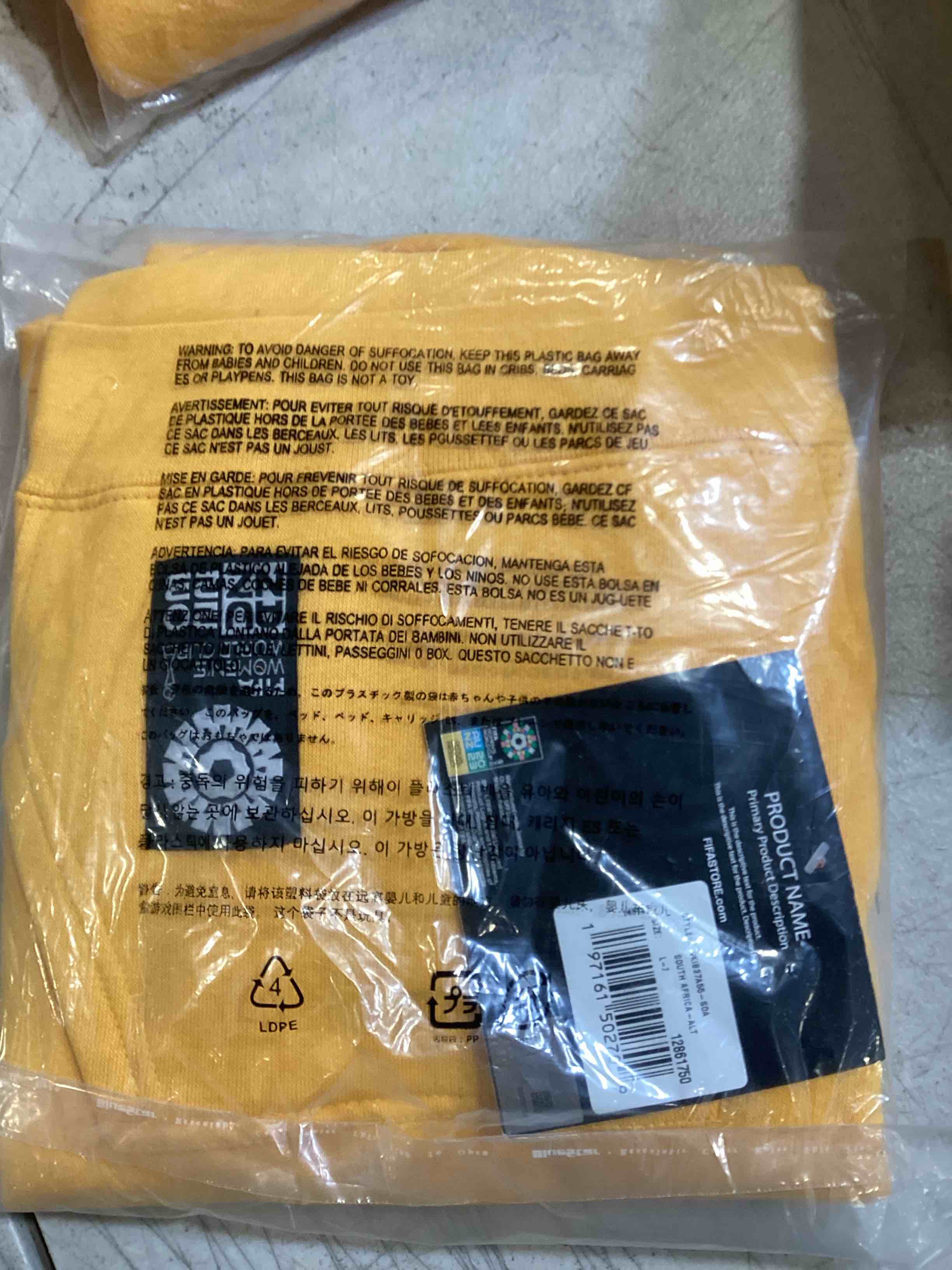 https://s3.amazonaws.com/lotting-images-prod/bidfta/RED6310662_1718384742309.jpeg