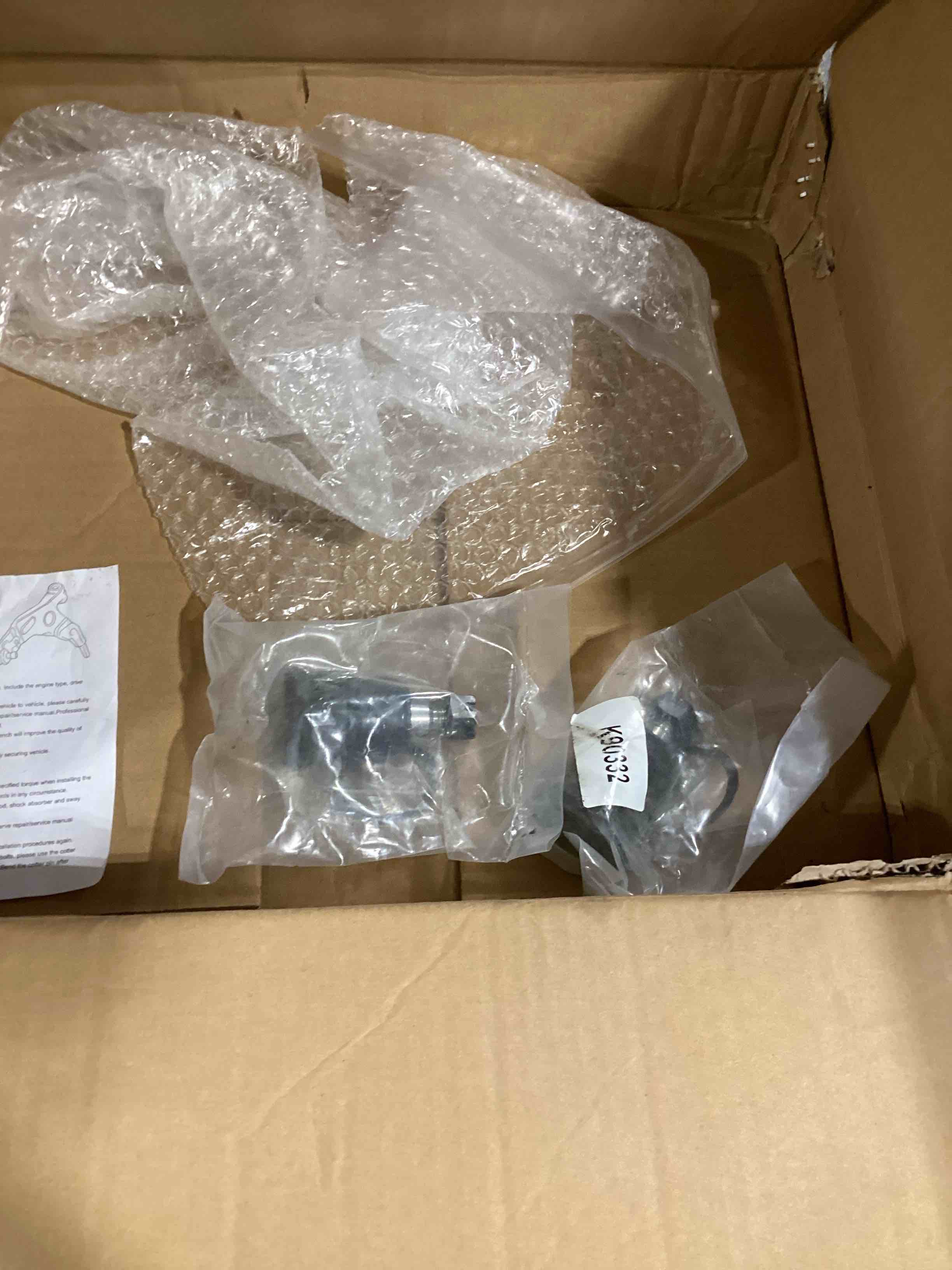 https://s3.amazonaws.com/lotting-images-prod/bidfta/RED6310941_1717587786196.jpeg