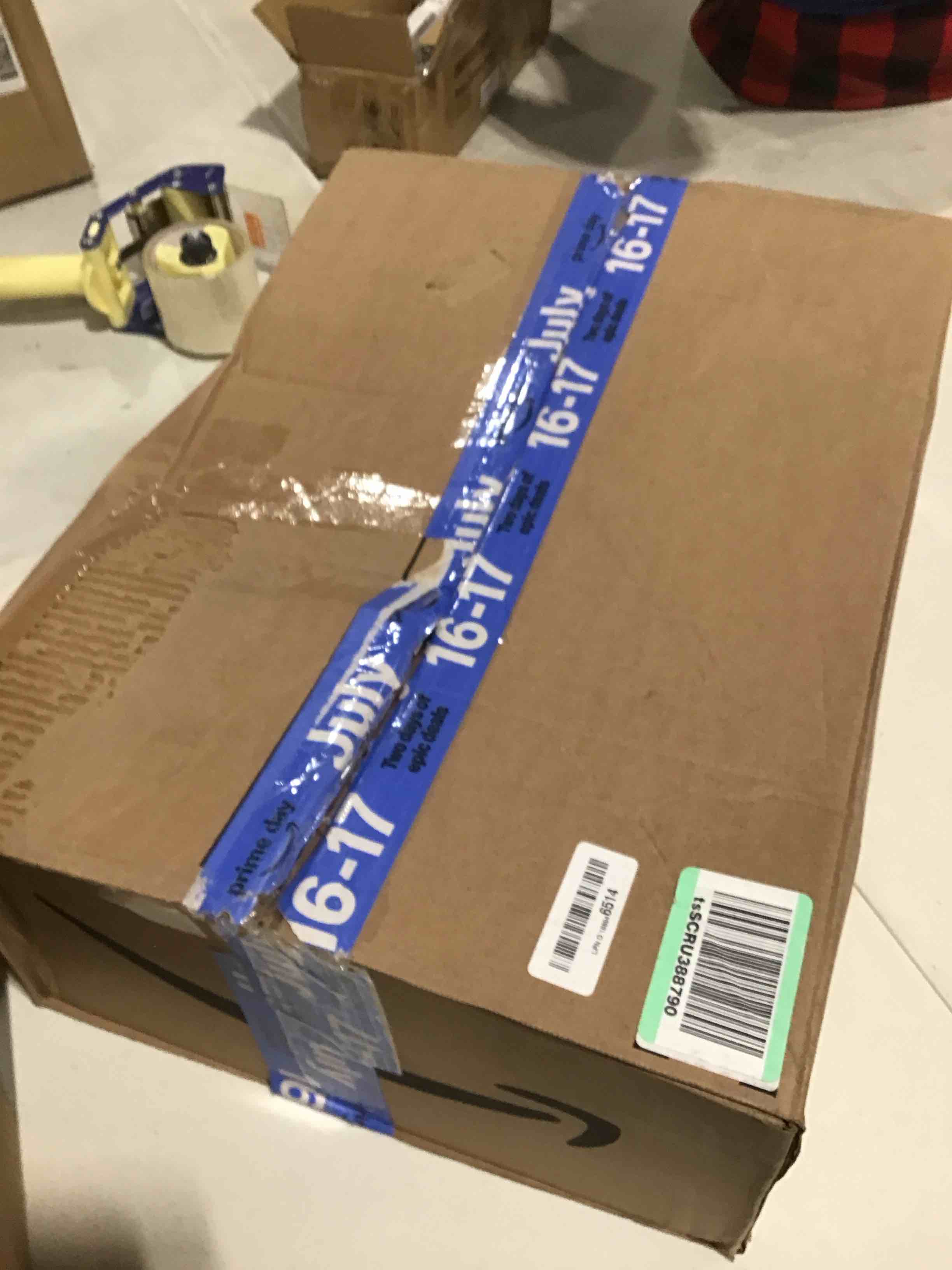 https://s3.amazonaws.com/lotting-images-prod/bidfta/RED6313514_1729013703409.jpeg