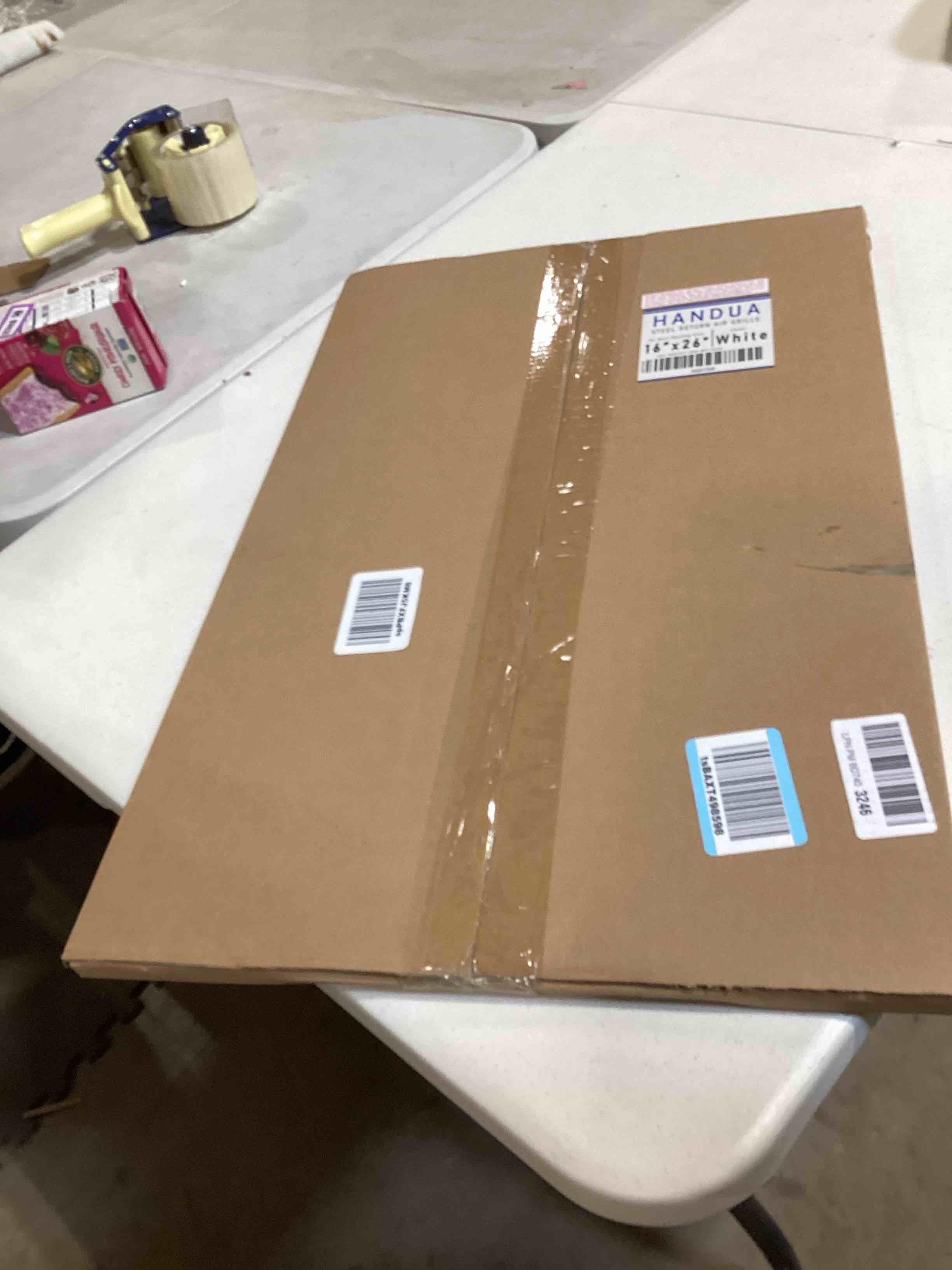 https://s3.amazonaws.com/lotting-images-prod/bidfta/RED6313821_1729190488802.jpeg