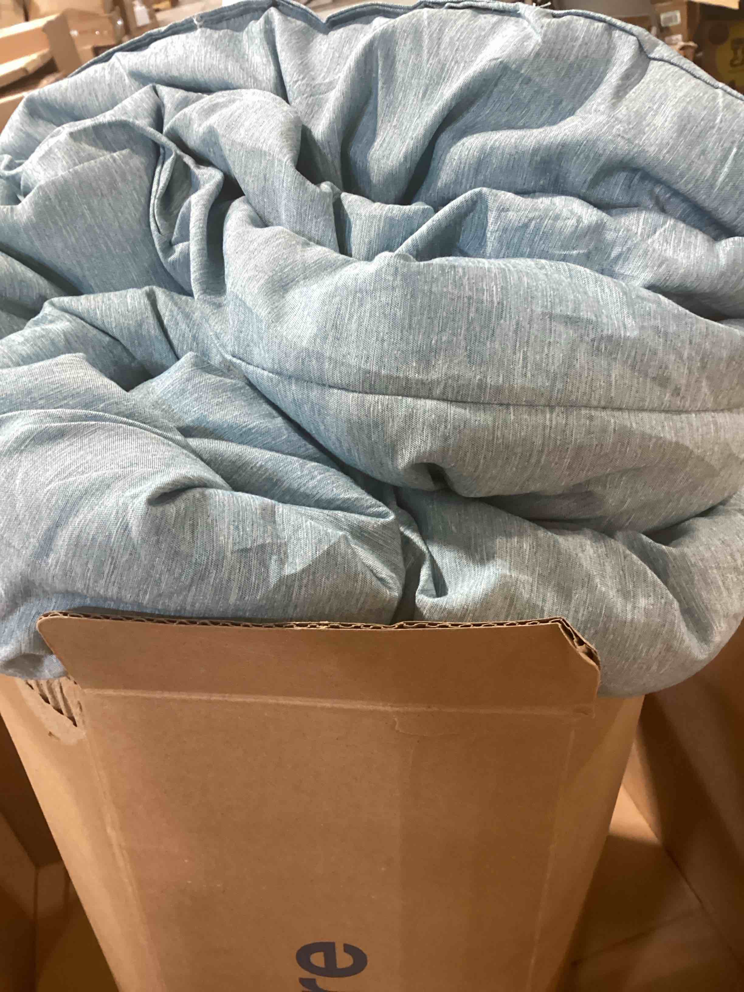 https://s3.amazonaws.com/lotting-images-prod/bidfta/RED6314374_1716230205517.jpeg