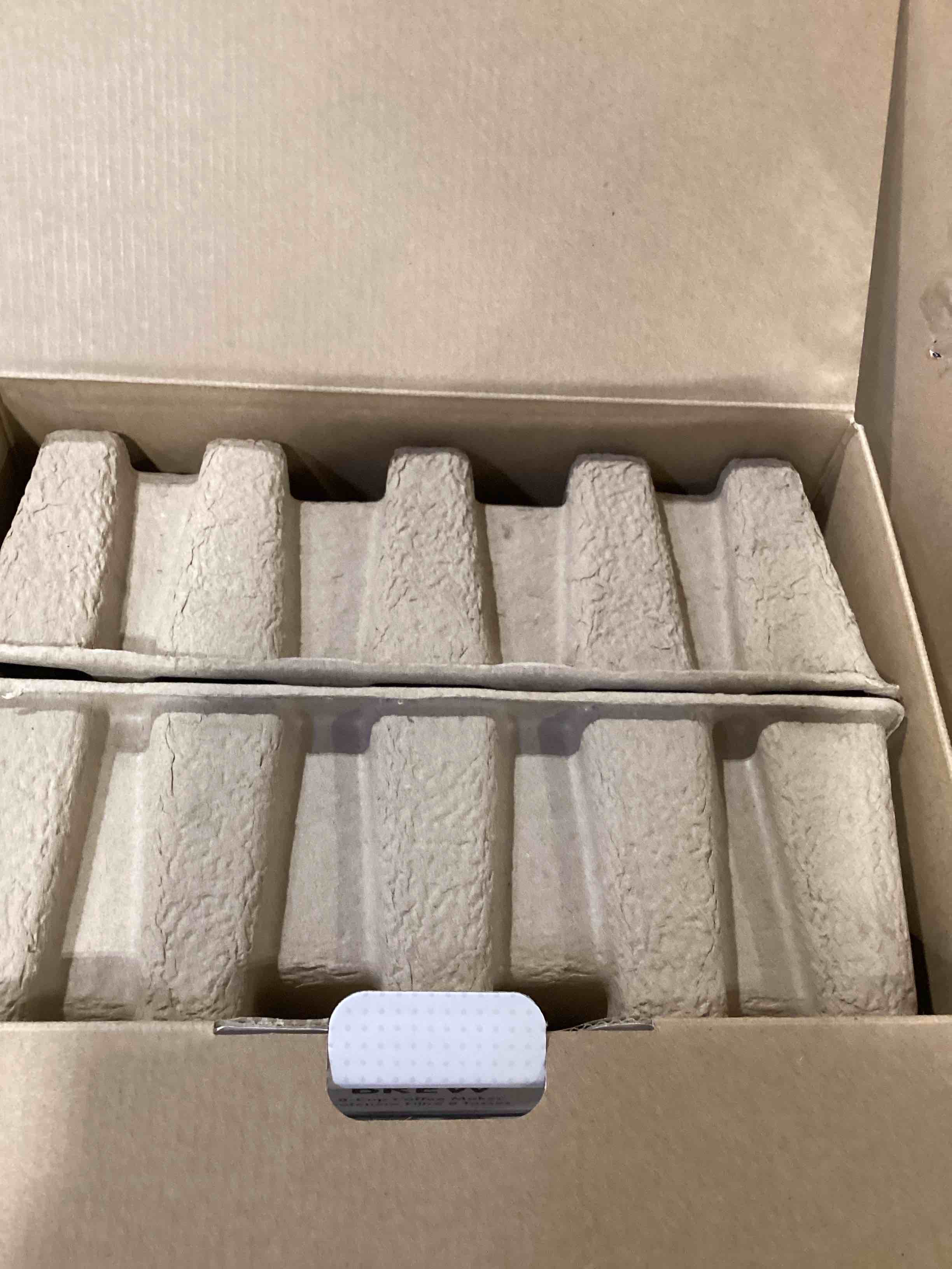 https://s3.amazonaws.com/lotting-images-prod/bidfta/RED6314493_1716900720623.jpeg