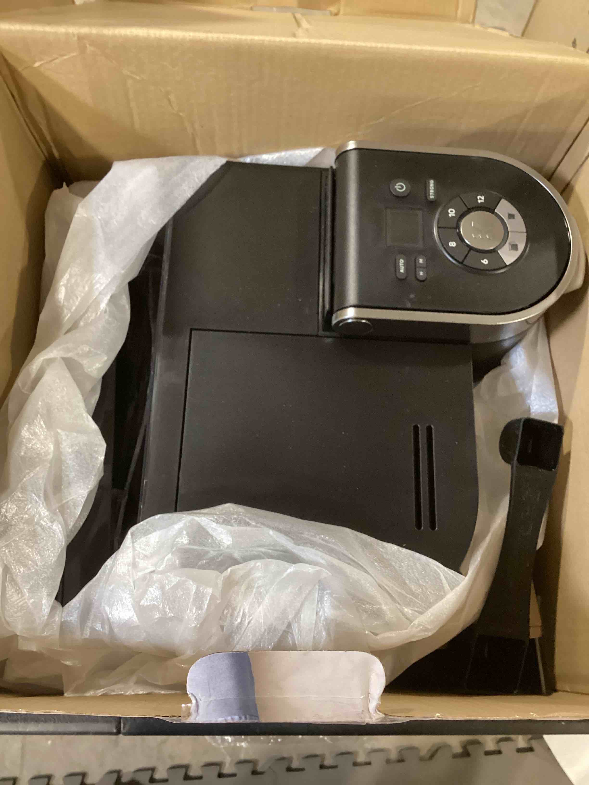 https://s3.amazonaws.com/lotting-images-prod/bidfta/RED6314515_1716908615037.jpeg