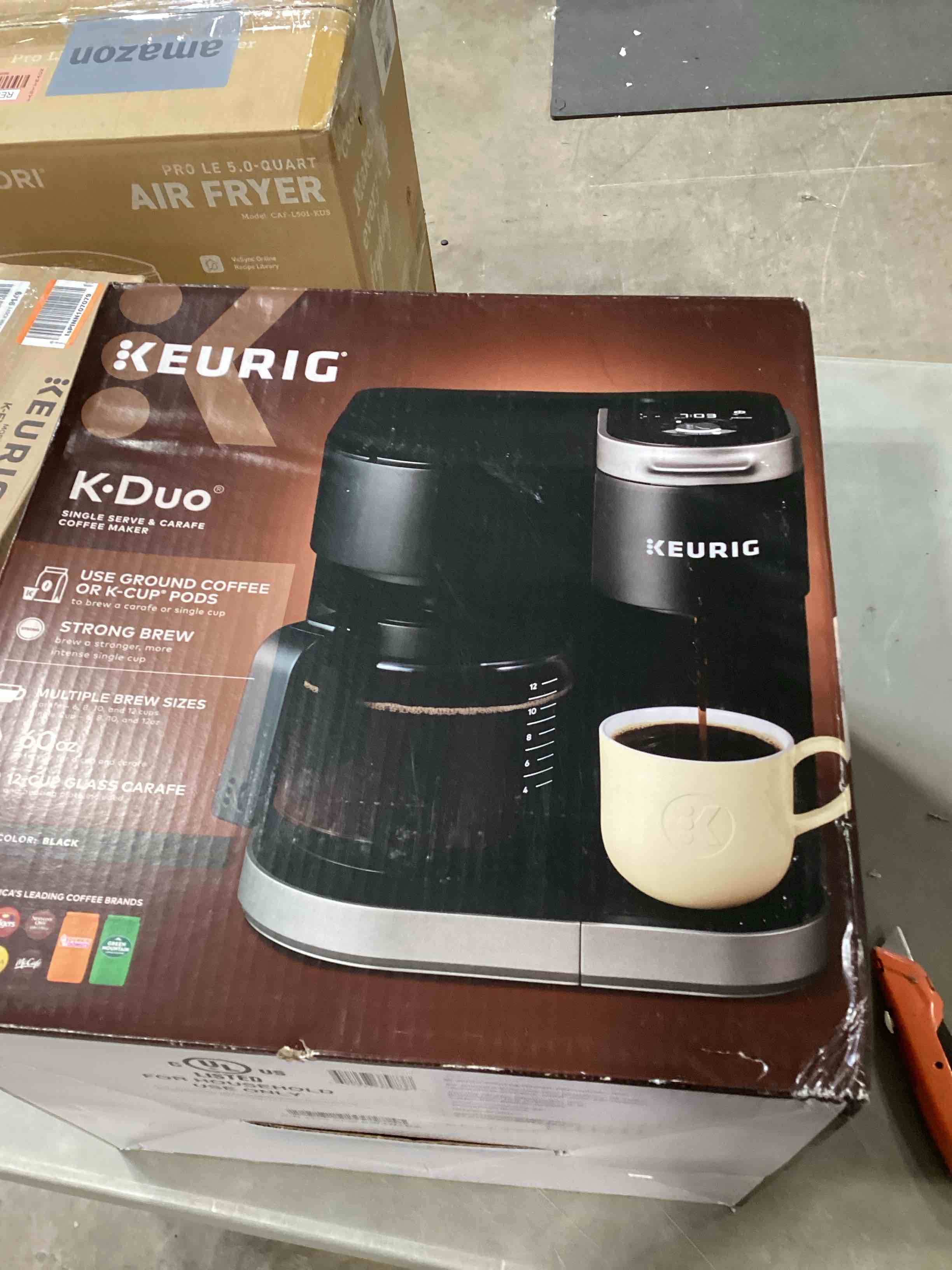https://s3.amazonaws.com/lotting-images-prod/bidfta/RED6314966_1717785625238.jpeg