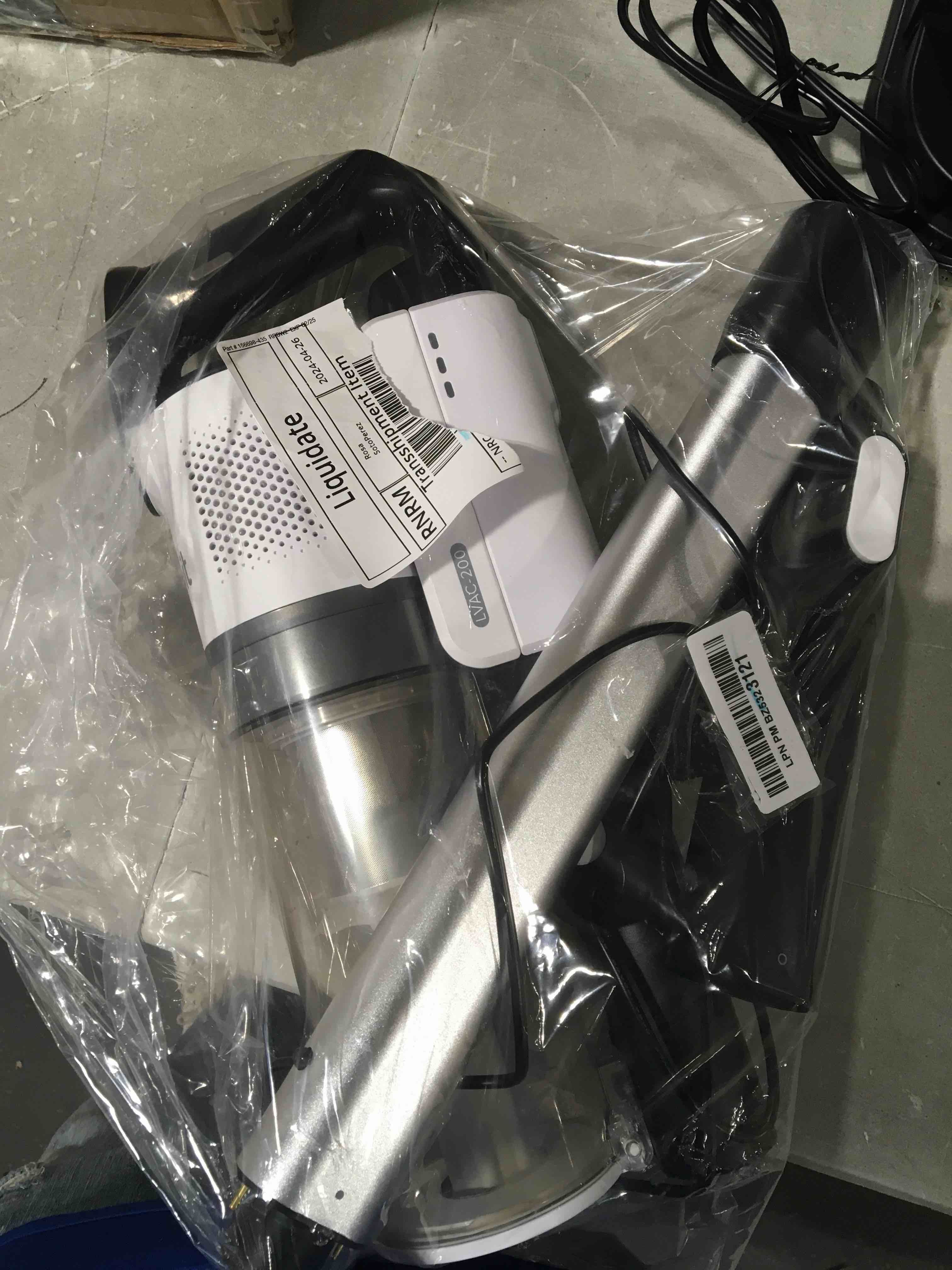 https://s3.amazonaws.com/lotting-images-prod/bidfta/RED6314986_1718019742925.jpeg