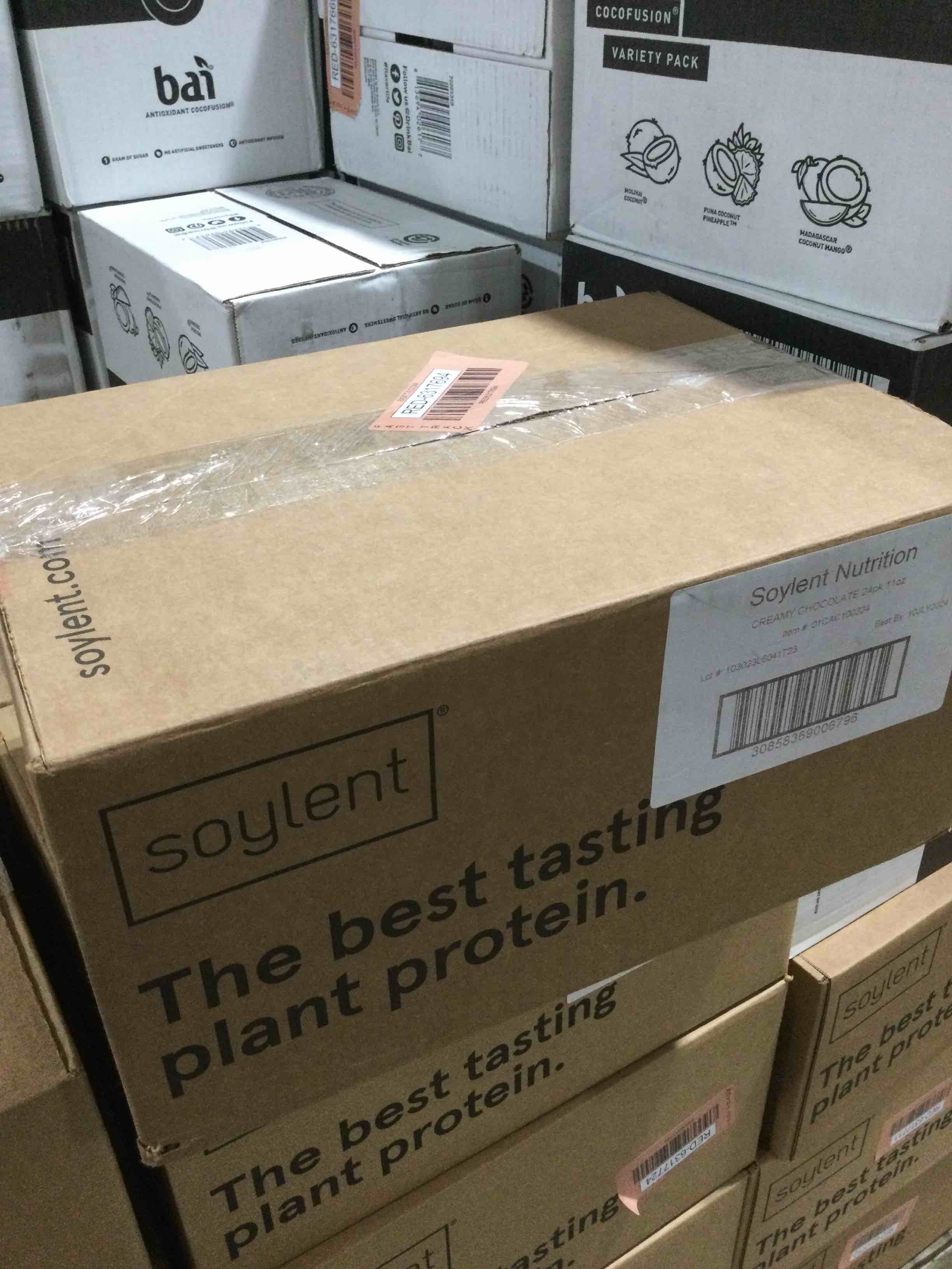 Soylent Creamy Chocolate Meal Replacement Shake, Ready-to-Drink Plant Based Protein Drink, Contains 16g Complete Vegan Protein and 1g Sugar, 11oz, 24 Pack