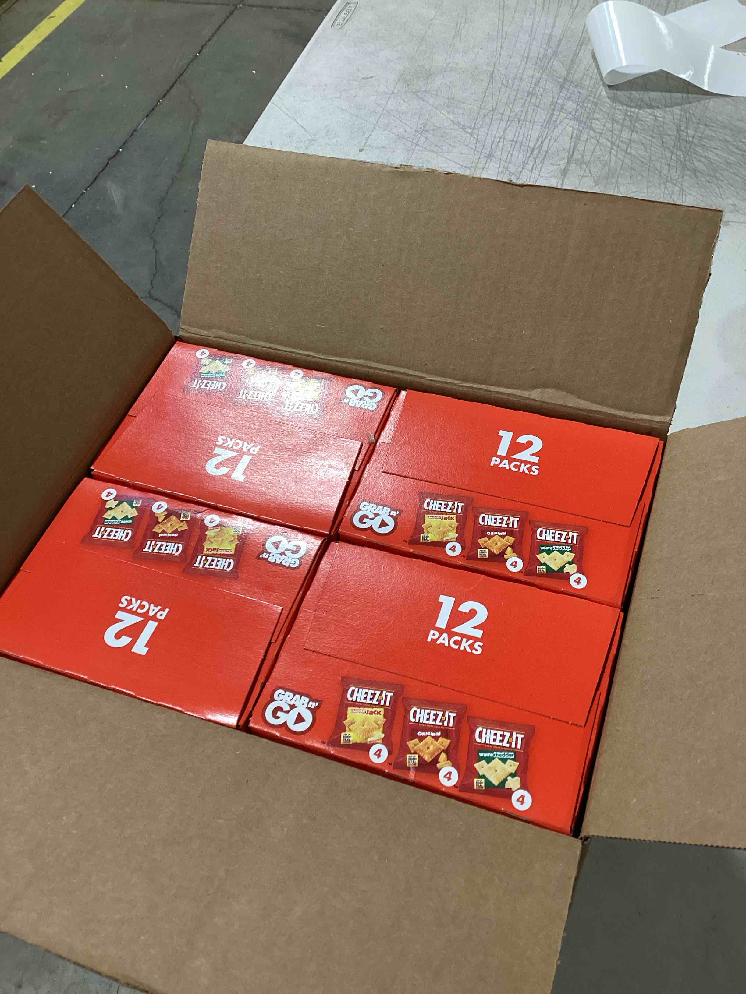 https://s3.amazonaws.com/lotting-images-prod/bidfta/RED6317842_1724252425040.jpeg