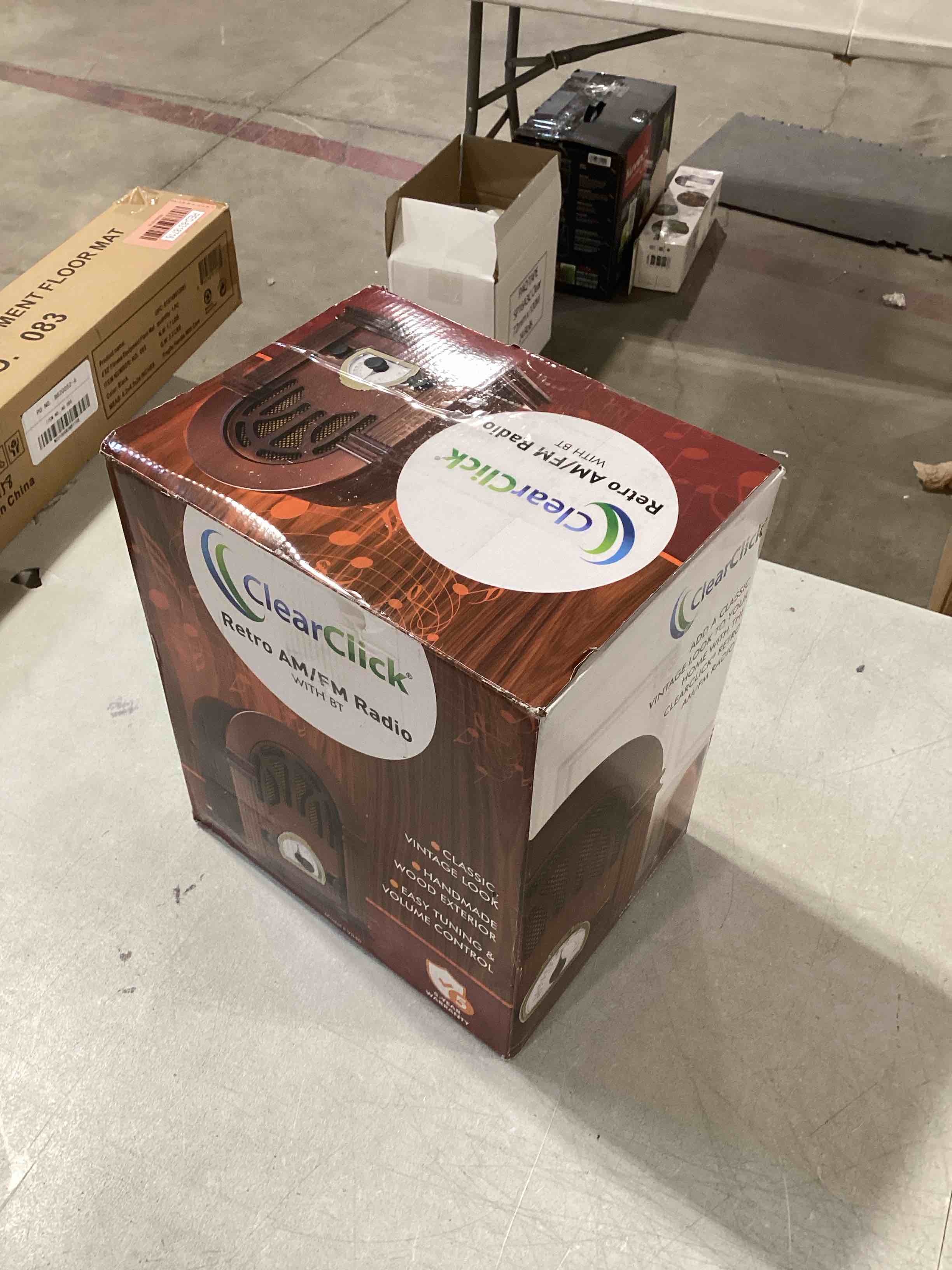 https://s3.amazonaws.com/lotting-images-prod/bidfta/RED6318717_1715971341678.jpeg