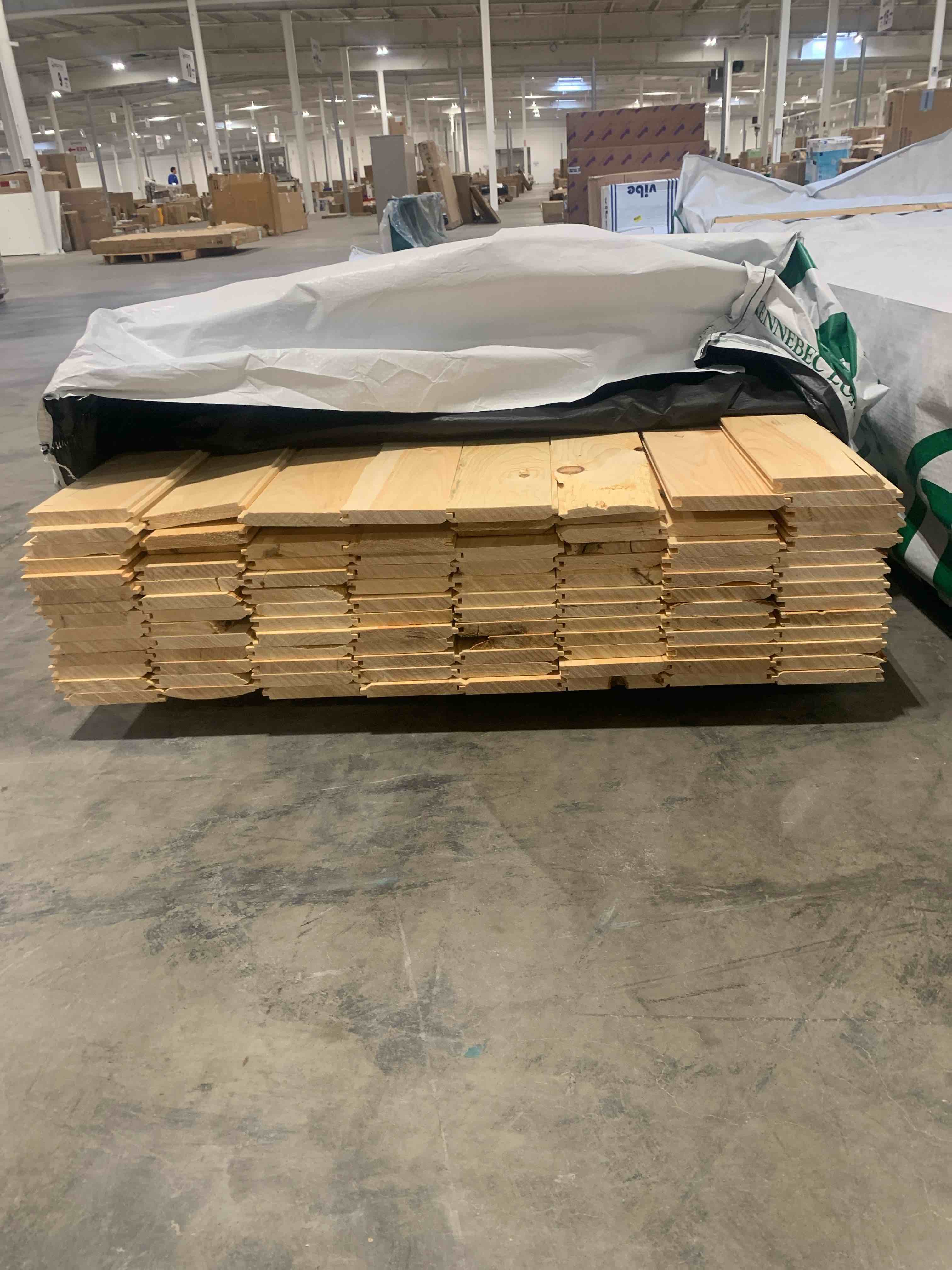 Eastern White Pine 1” x 6” x 10’ (92 Pieces) and 1” x 8” x 8’ (14 pieces) Tongue and Groove Wall Paneling EWP/WP4 Pattern Outs Industrial