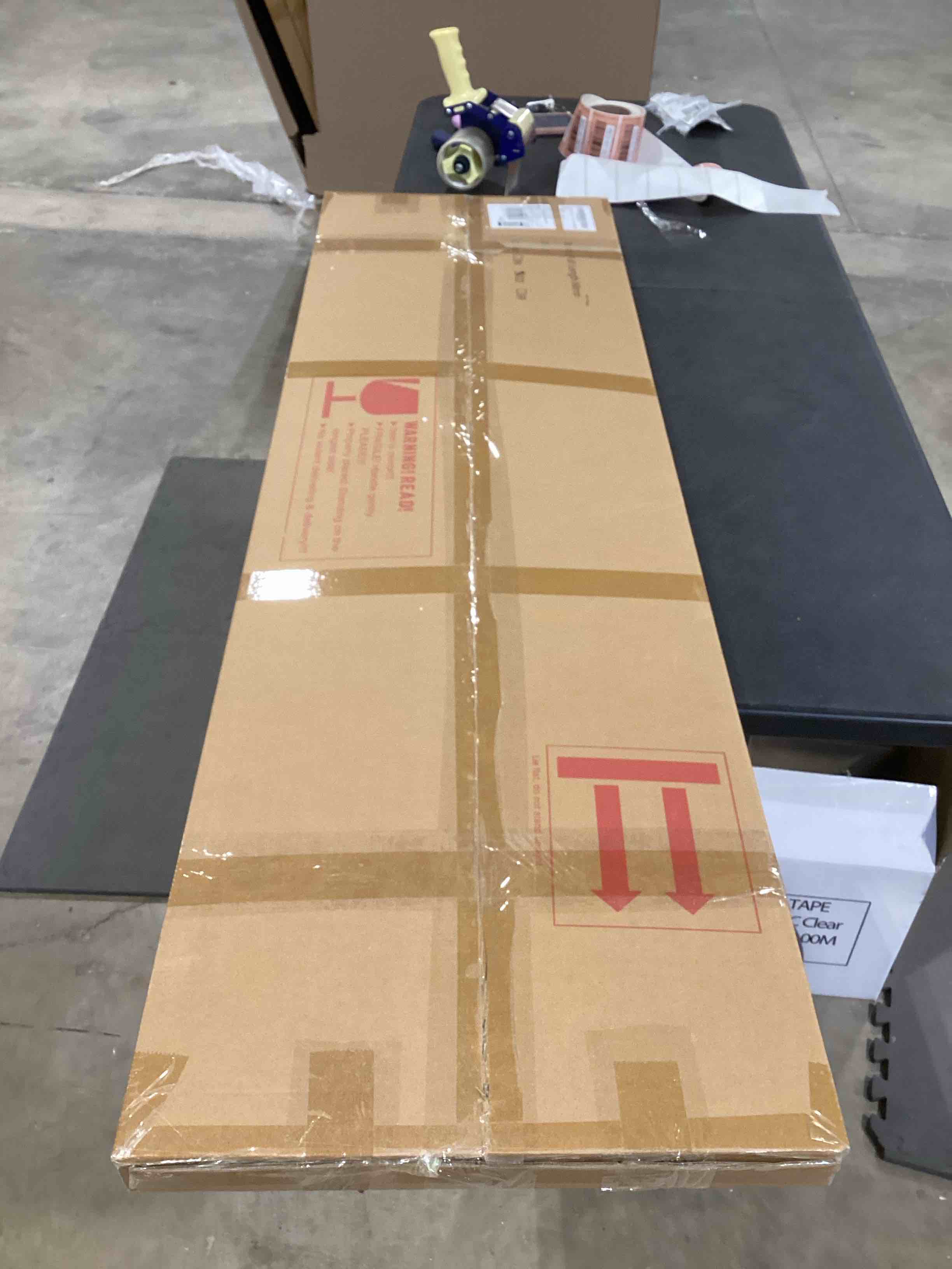 https://s3.amazonaws.com/lotting-images-prod/bidfta/RED6319205_1717001288805.jpeg