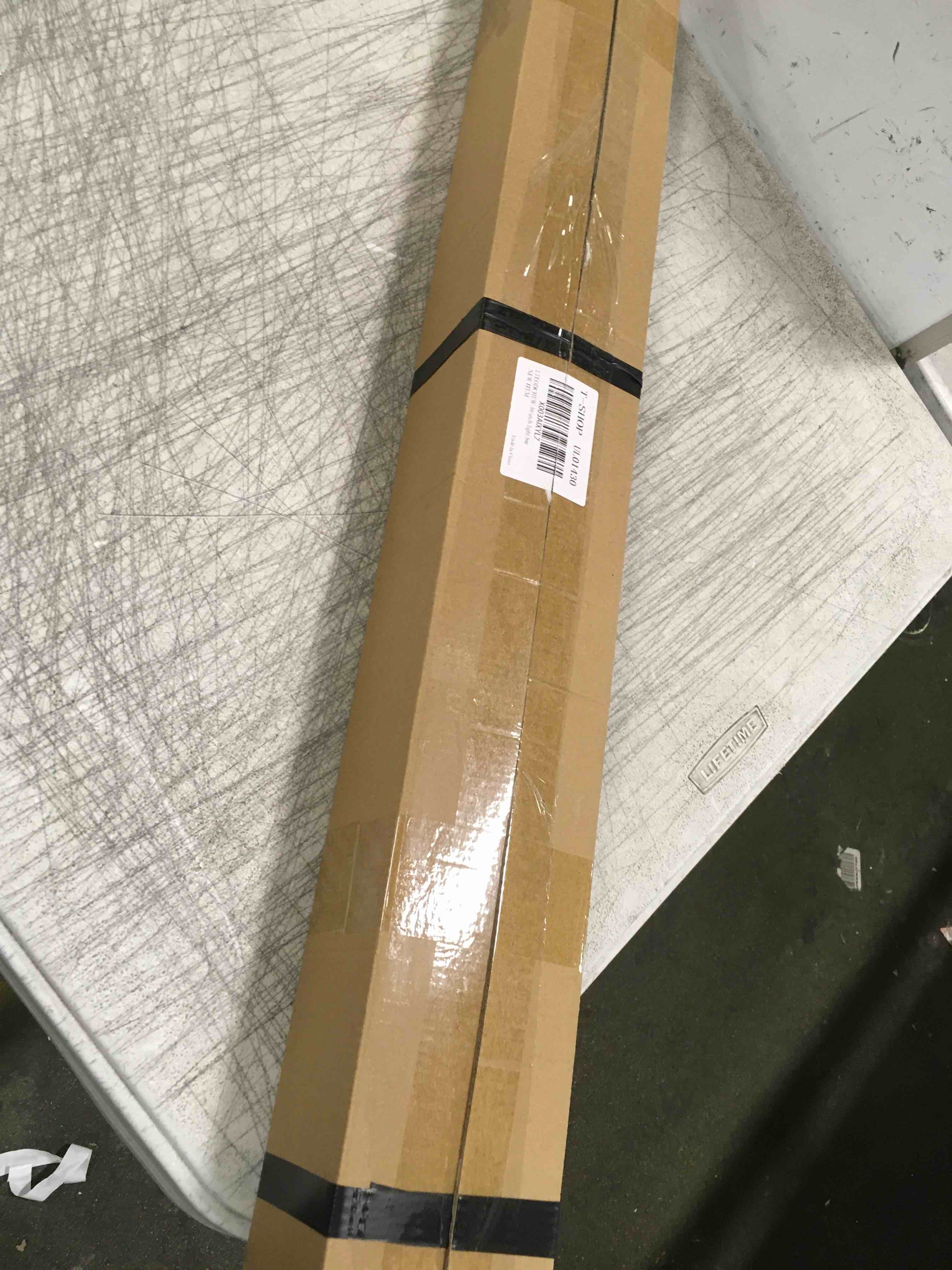 https://s3.amazonaws.com/lotting-images-prod/bidfta/RED6320474_1712774345240.jpeg