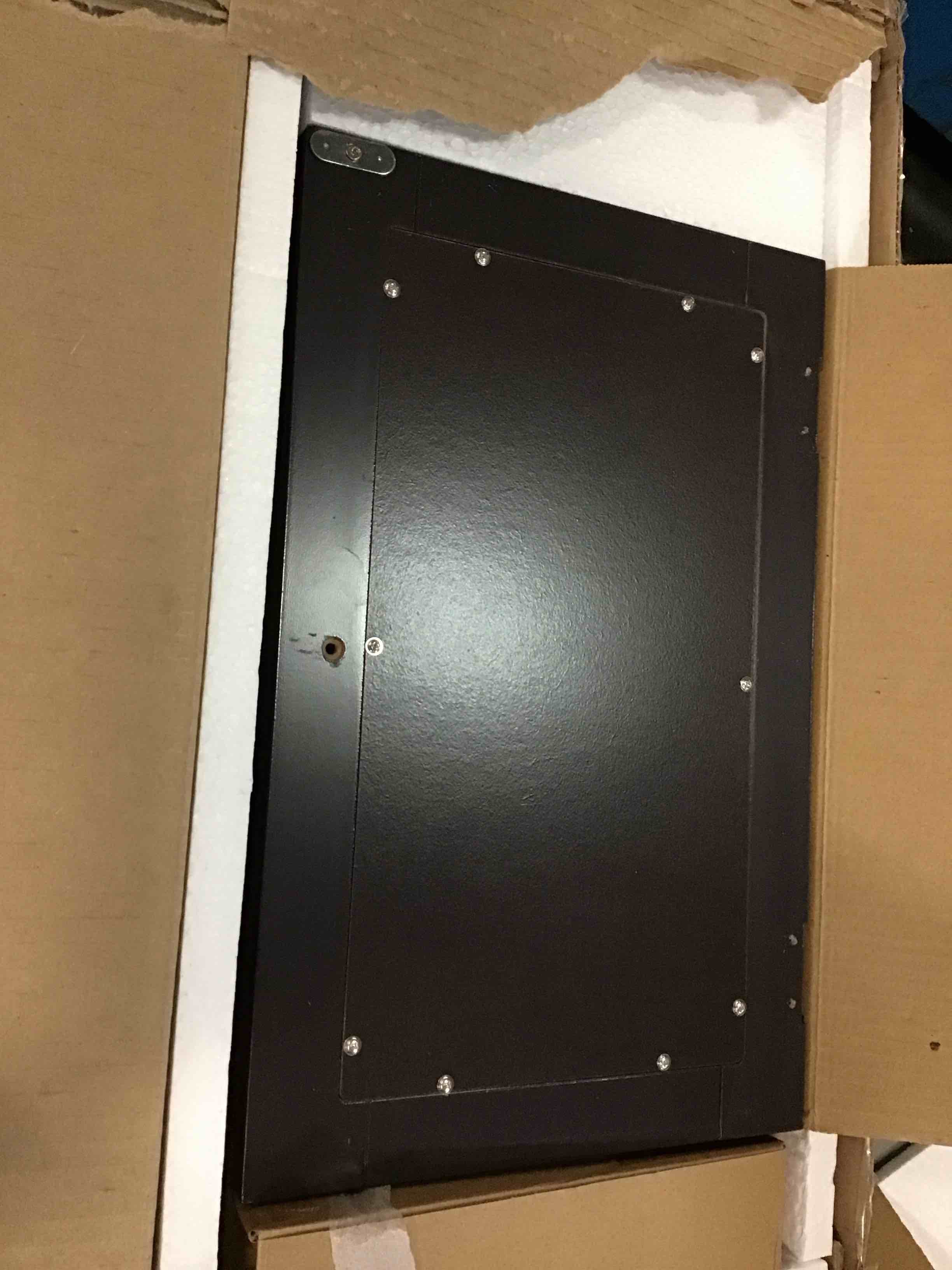 https://s3.amazonaws.com/lotting-images-prod/bidfta/RED6321432_1713278315012.jpeg