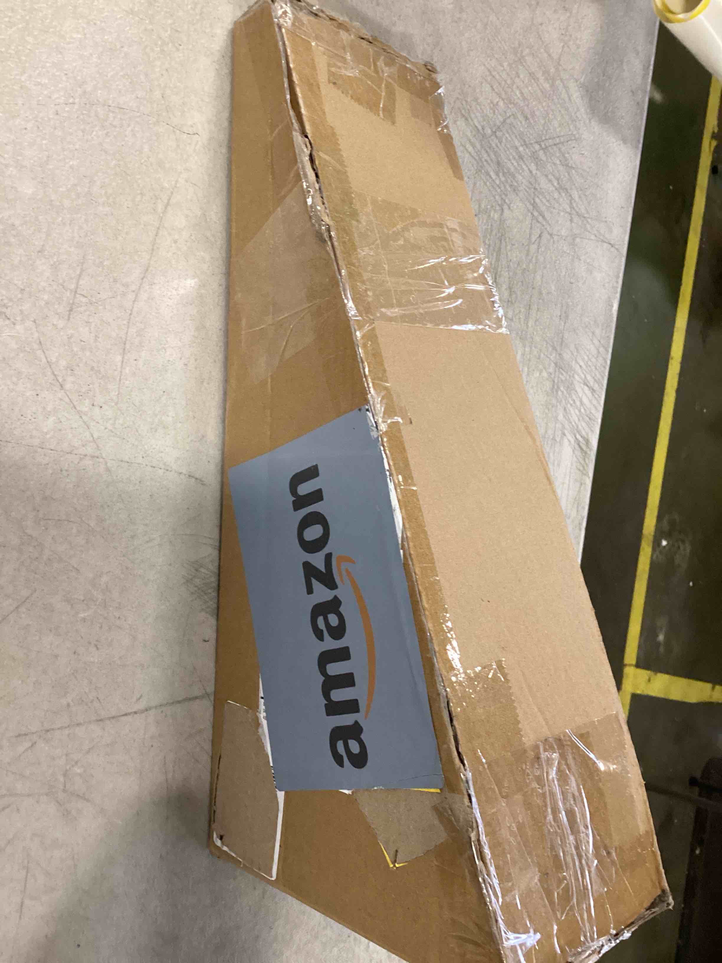 https://s3.amazonaws.com/lotting-images-prod/bidfta/RED6321791_1716469334458.jpeg