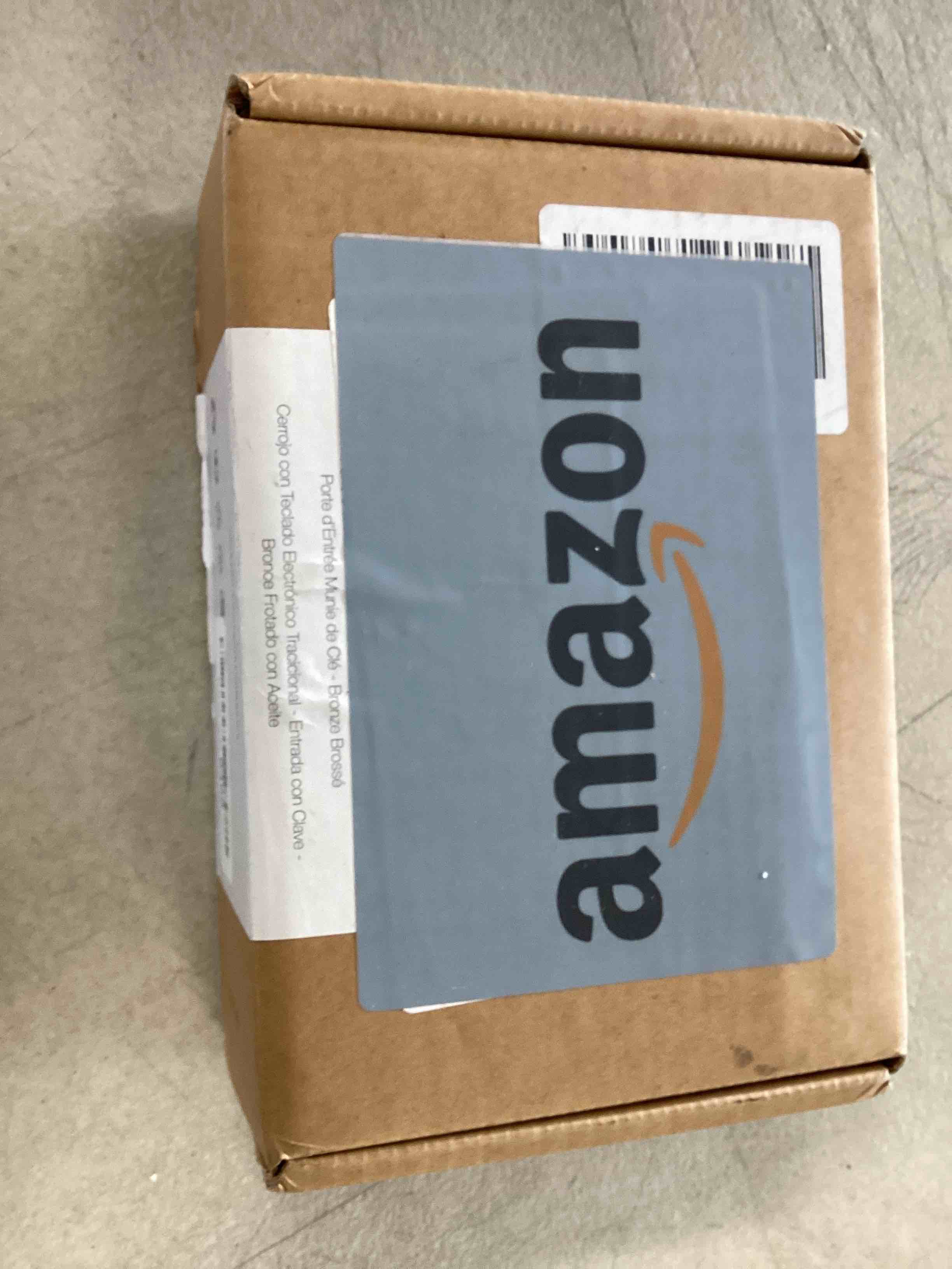 https://s3.amazonaws.com/lotting-images-prod/bidfta/RED6321863_1716475361258.jpeg