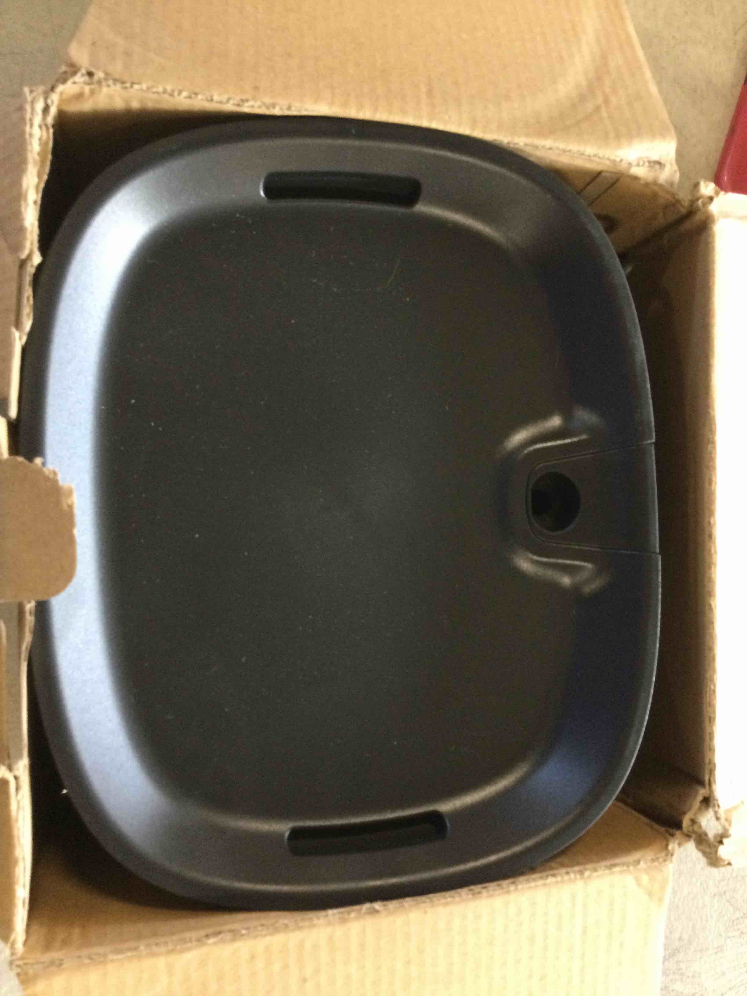 https://s3.amazonaws.com/lotting-images-prod/bidfta/RED6322426_1716900159222.jpeg