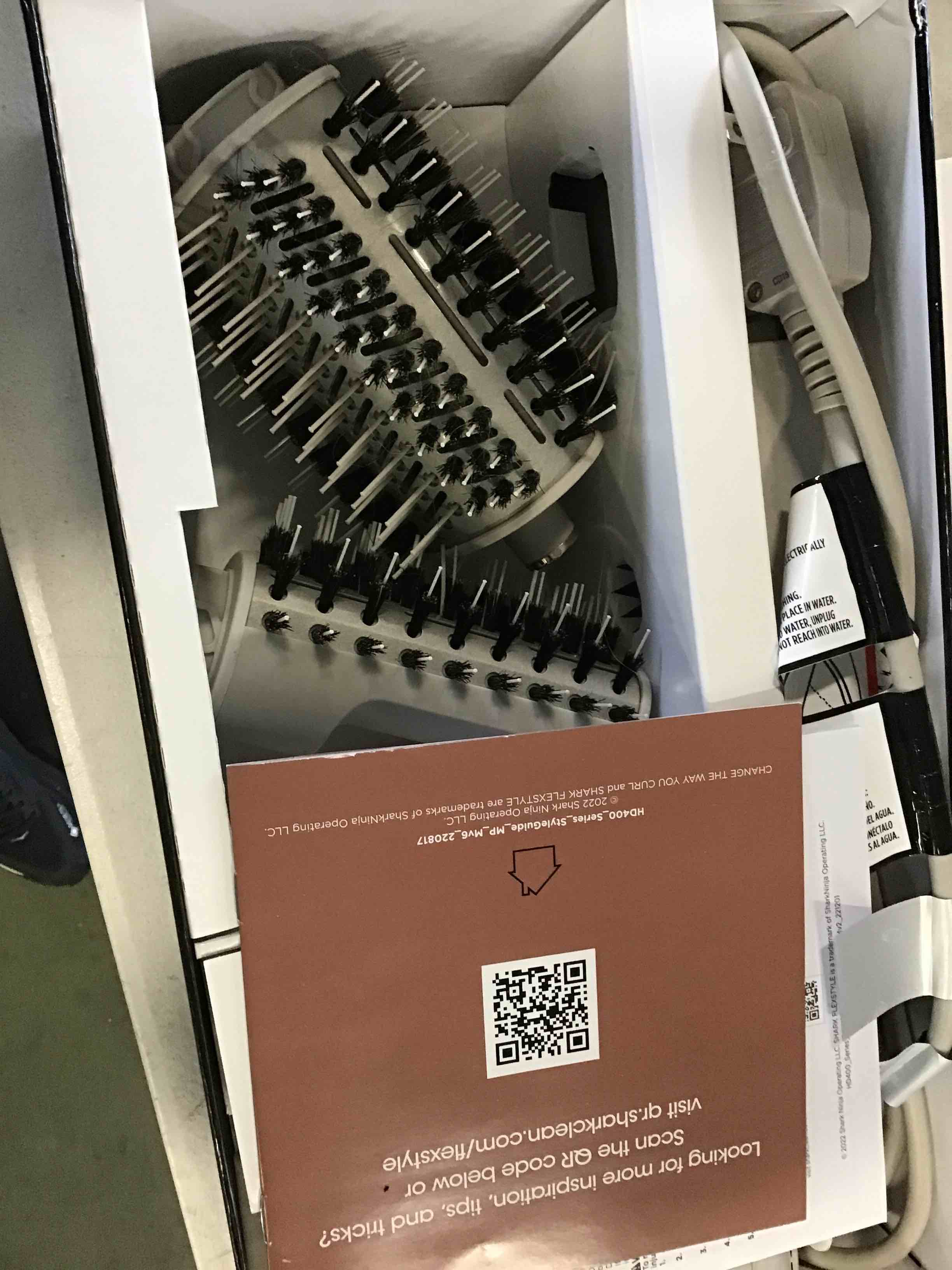 https://s3.amazonaws.com/lotting-images-prod/bidfta/RED6322543_1716914585279.jpeg