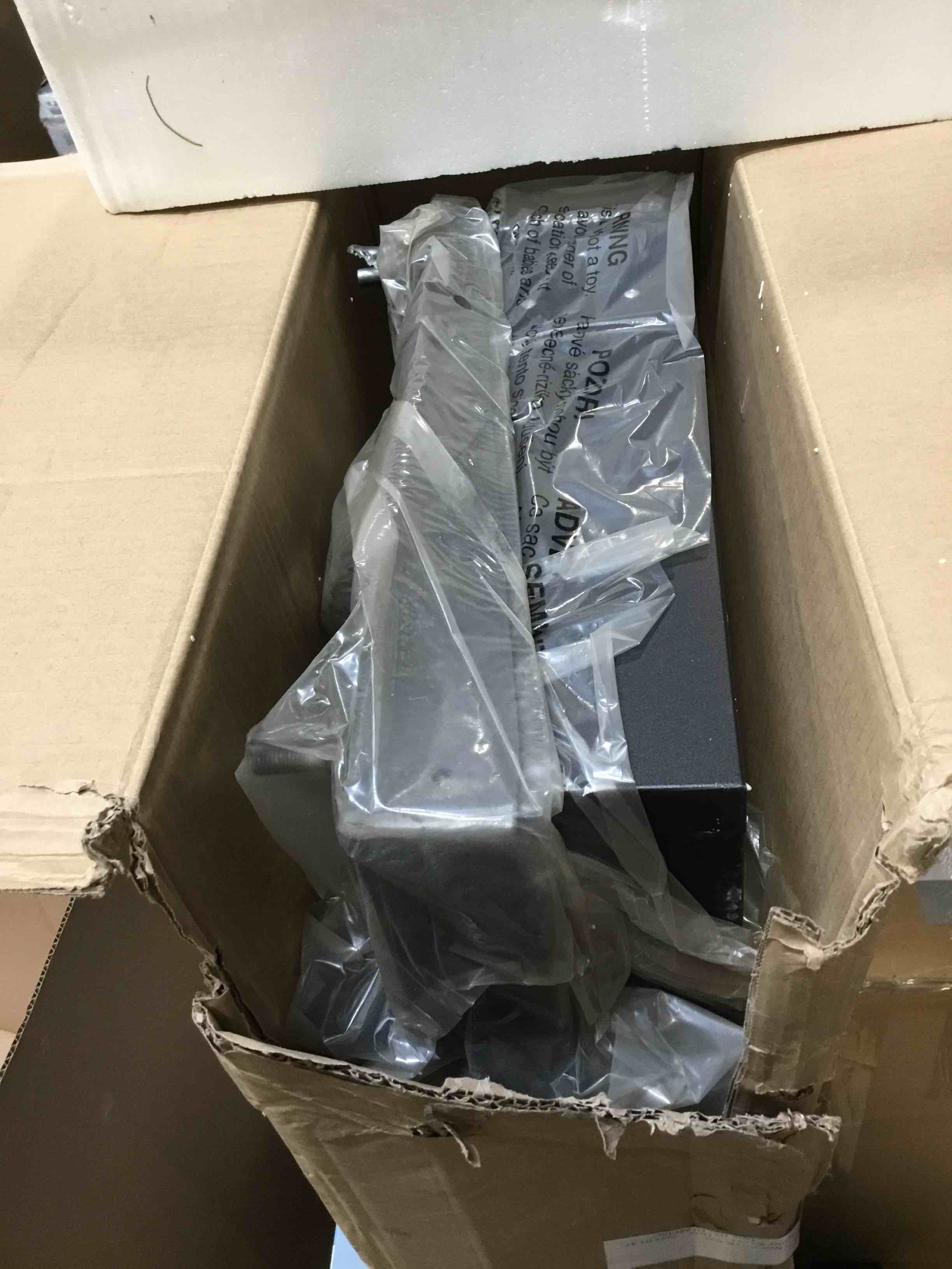 https://s3.amazonaws.com/lotting-images-prod/bidfta/RED6323997_1713467563652.jpeg