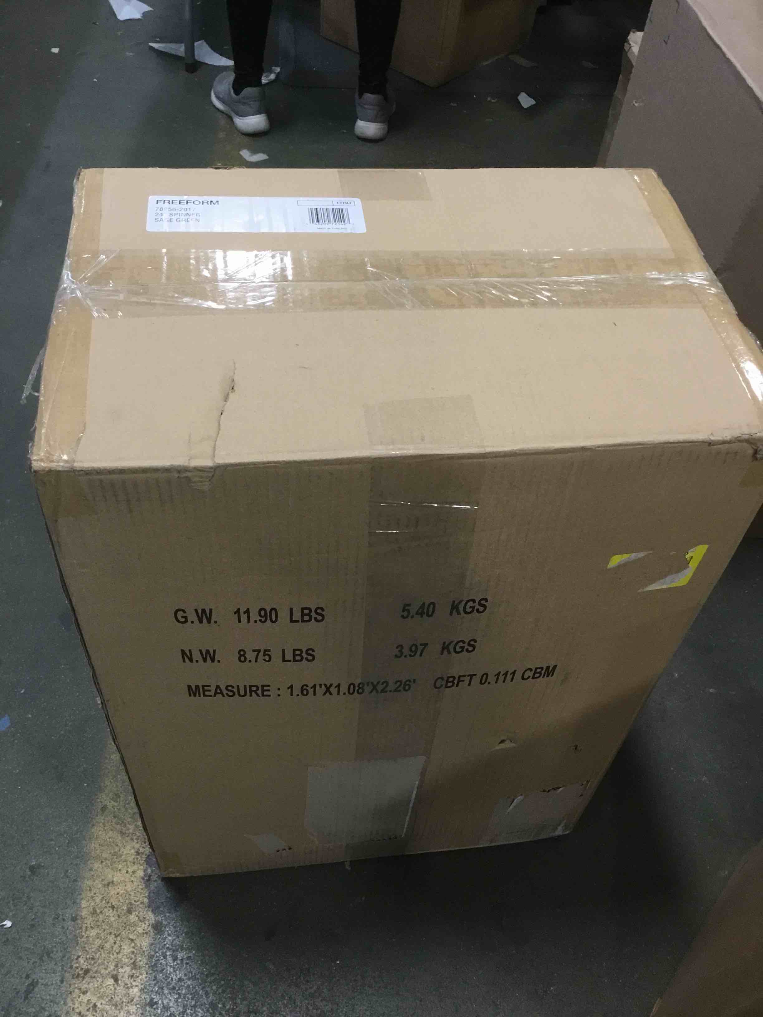 https://s3.amazonaws.com/lotting-images-prod/bidfta/RED6324497_1712410830341.jpeg